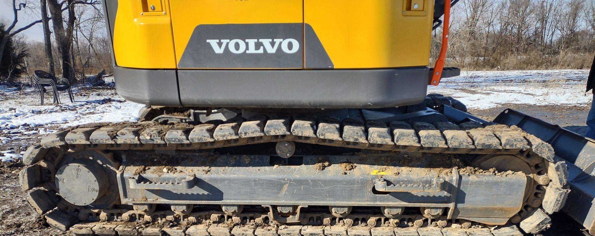 gallery 2021 Volvo ECR145EL excavator