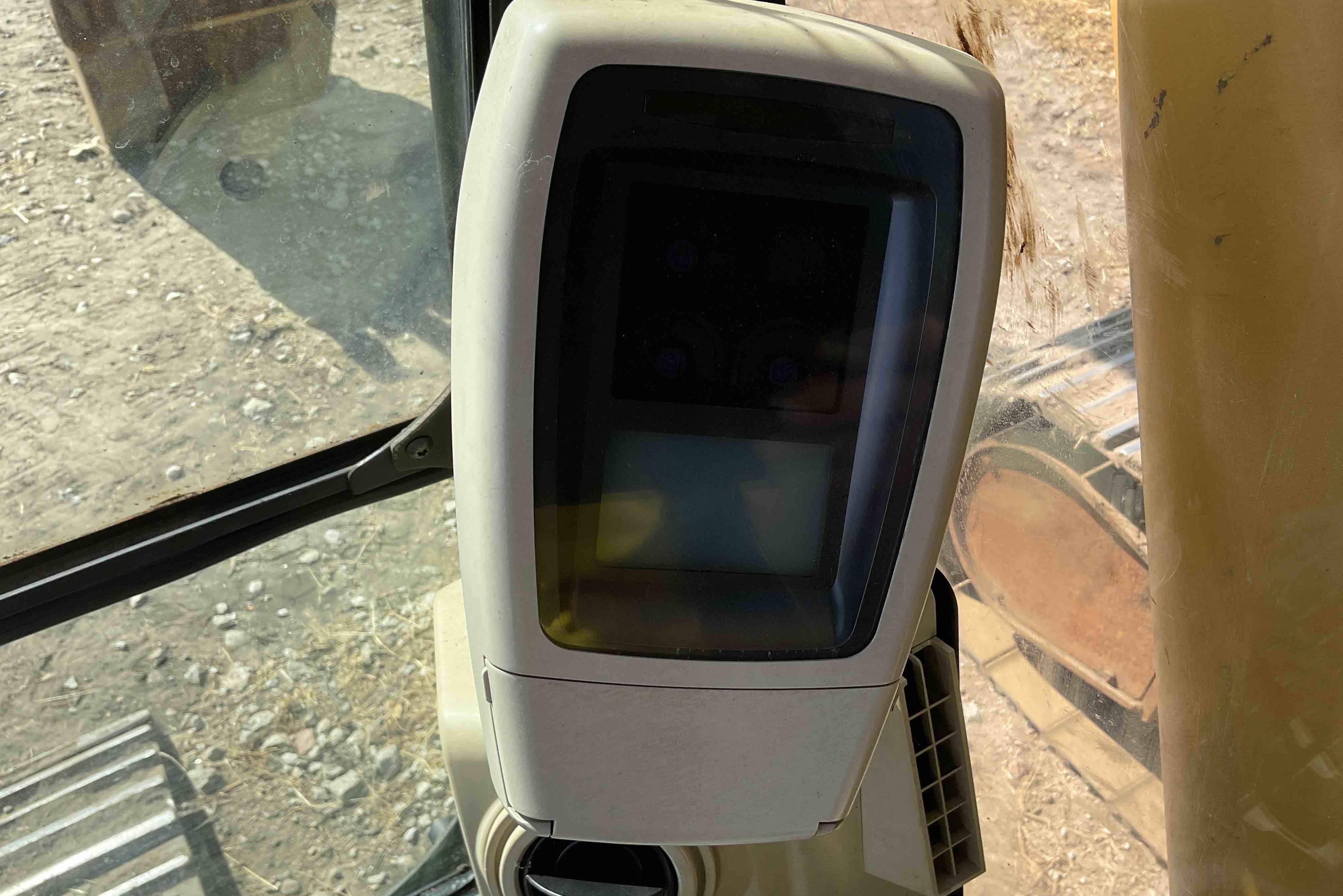 gallery 2004 Caterpillar 320CLU Excavator