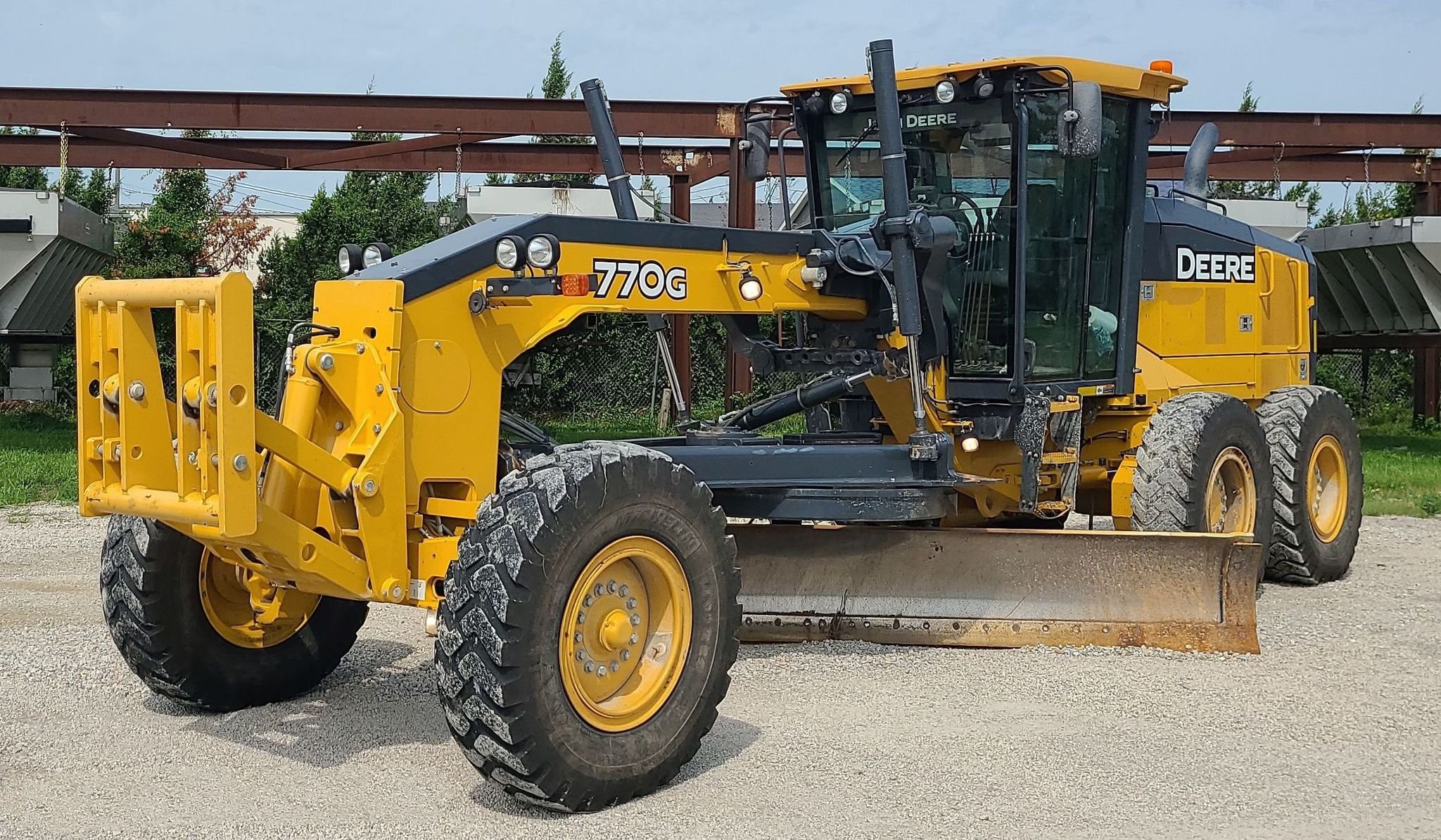 gallery 2016 John Deere 770G motor grader