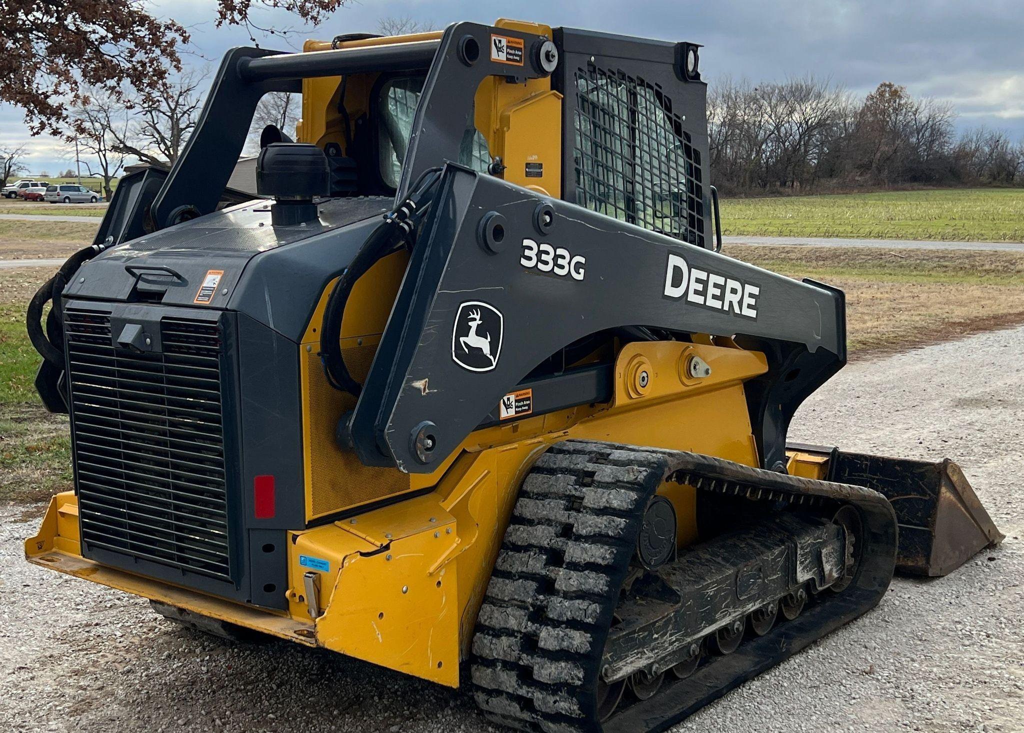 gallery 2019 John Deere 333G  tracked skid steer loader