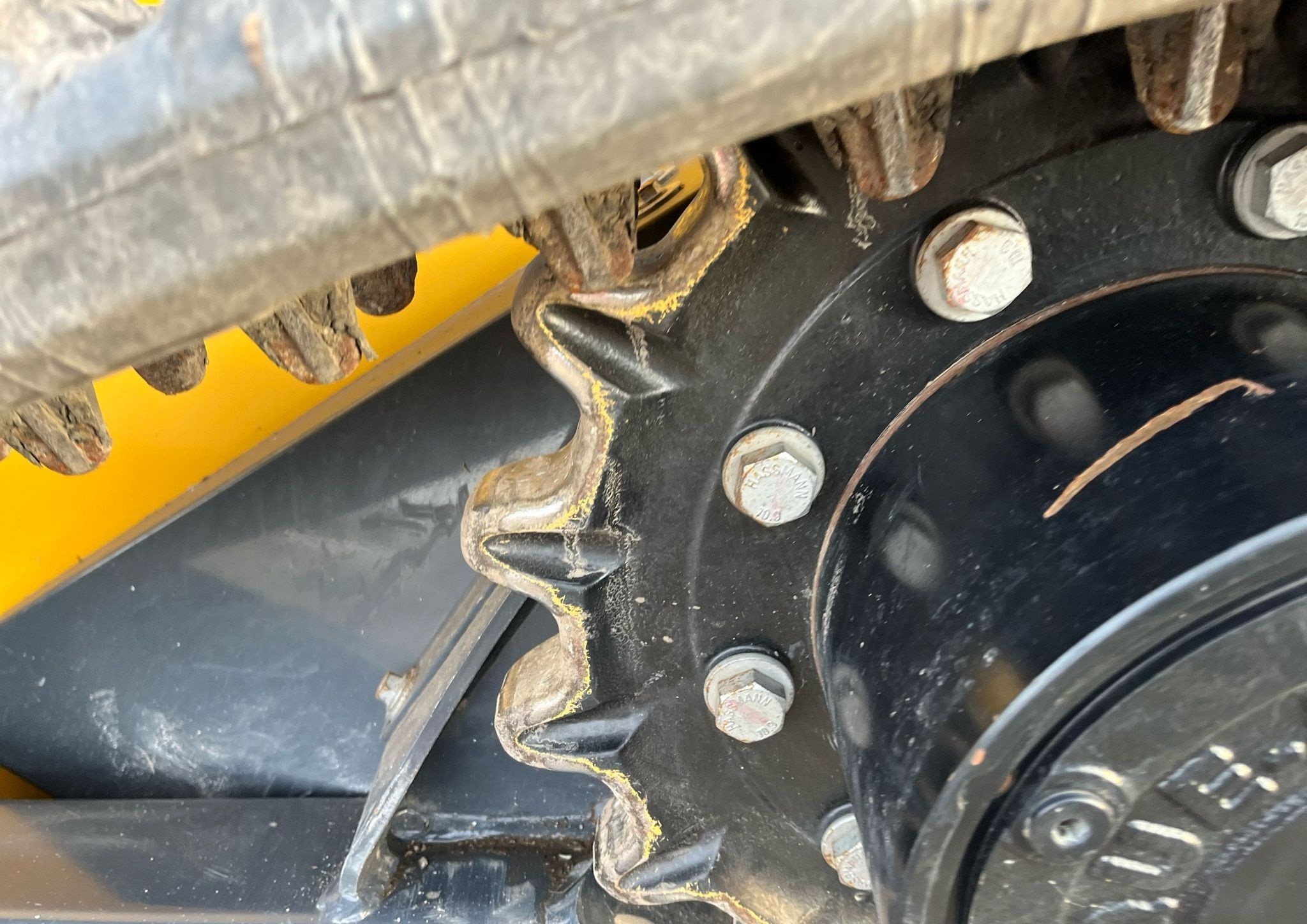 gallery 2019 John Deere 325G tracked skid steer loader