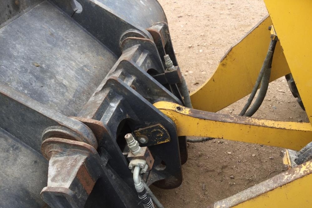 gallery 2018 Komatsu WA270-8 Wheel Loader