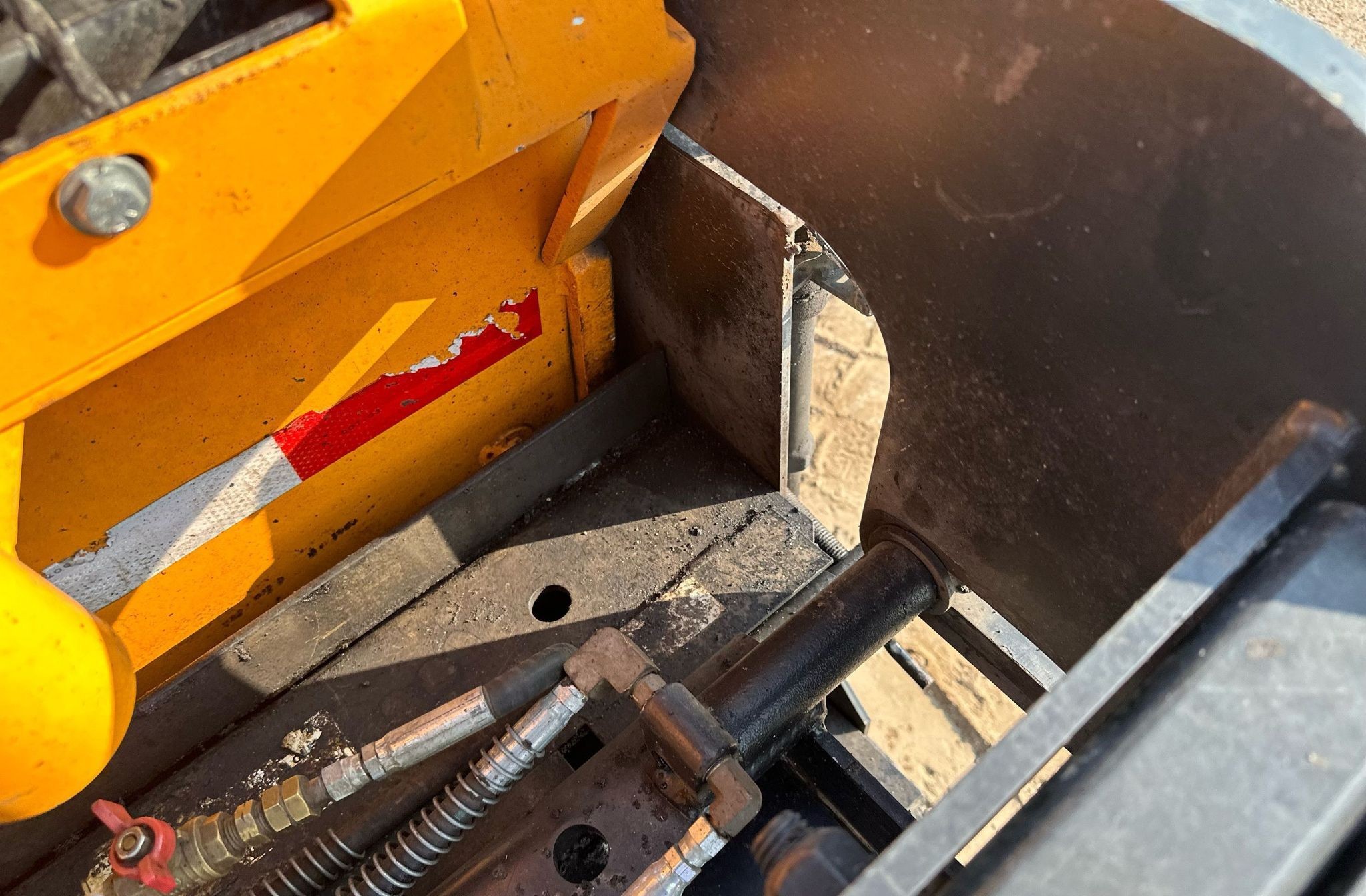 gallery 2018 LeeBoy 8500D paver