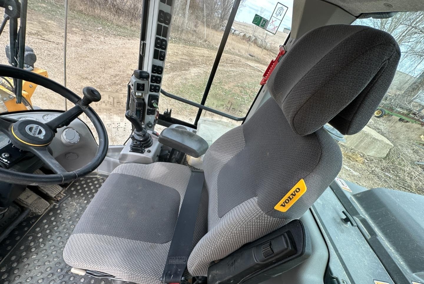 gallery 2018 Volvo L90H Wheel Loader