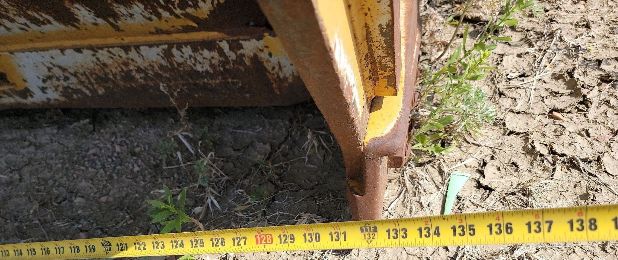gallery Volvo T450D 4WD scraper tractor