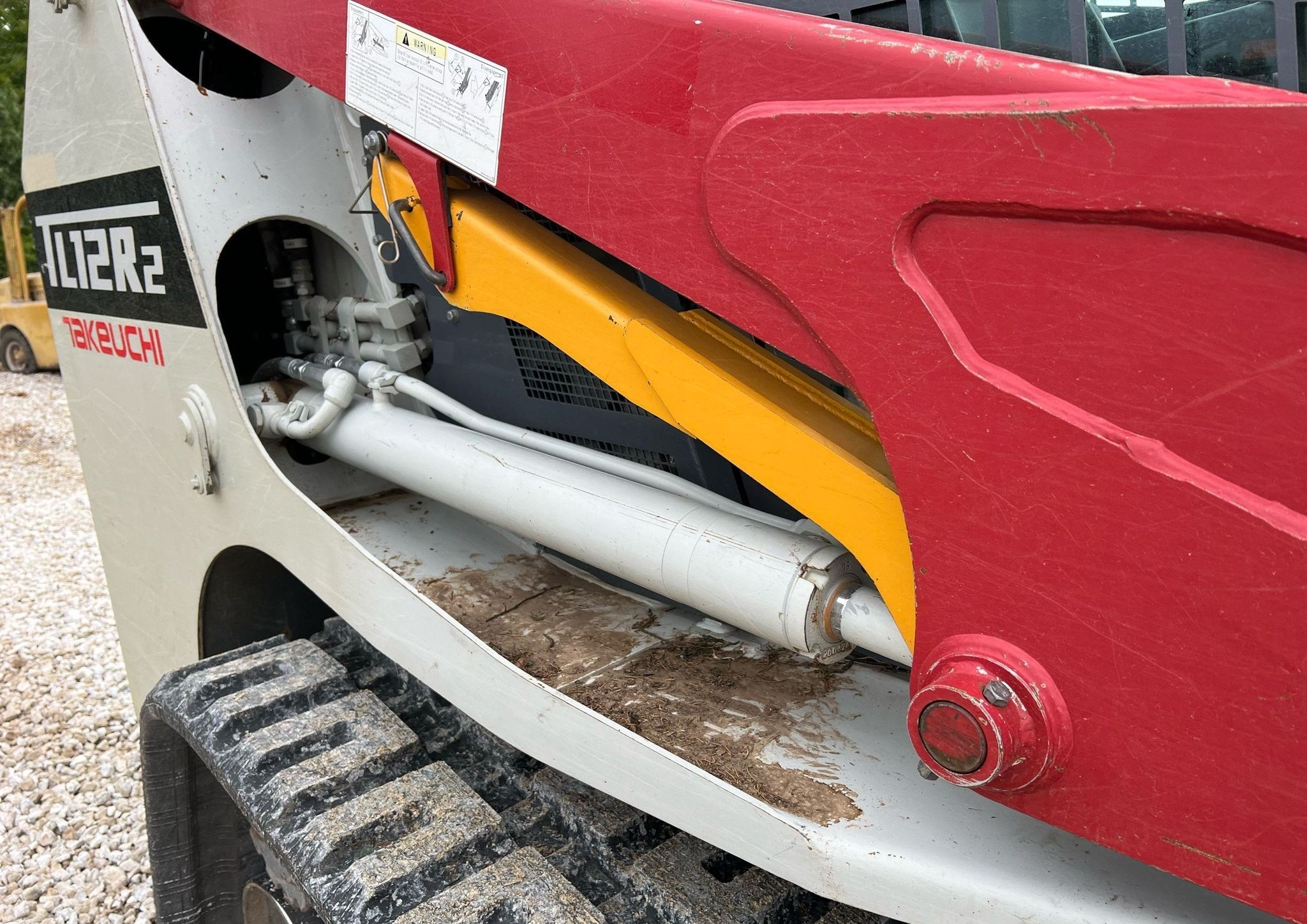 gallery 2020 Takeuchi TL12R2 tracked skid steer loader