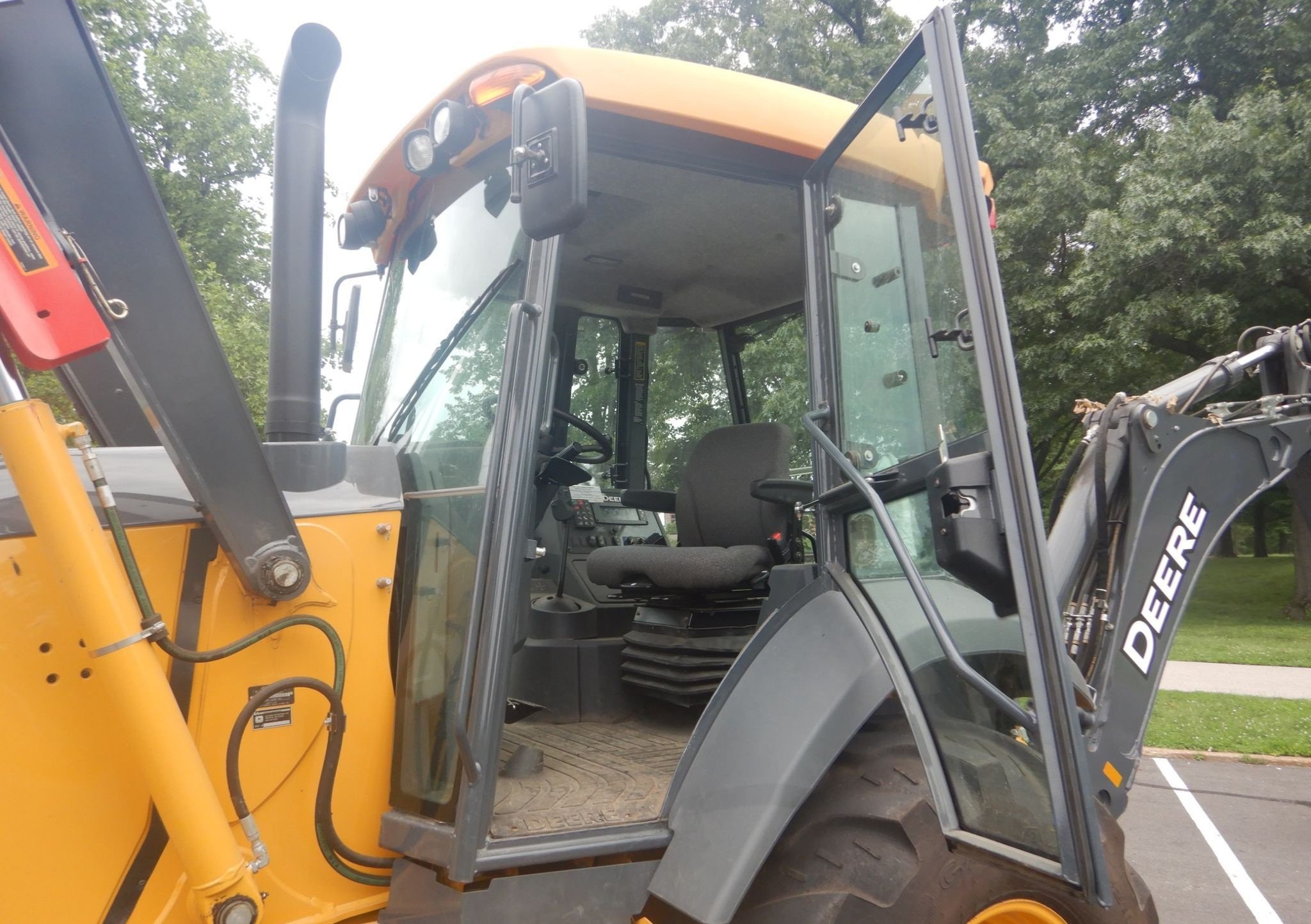gallery 2015 John Deere 410L backhoe