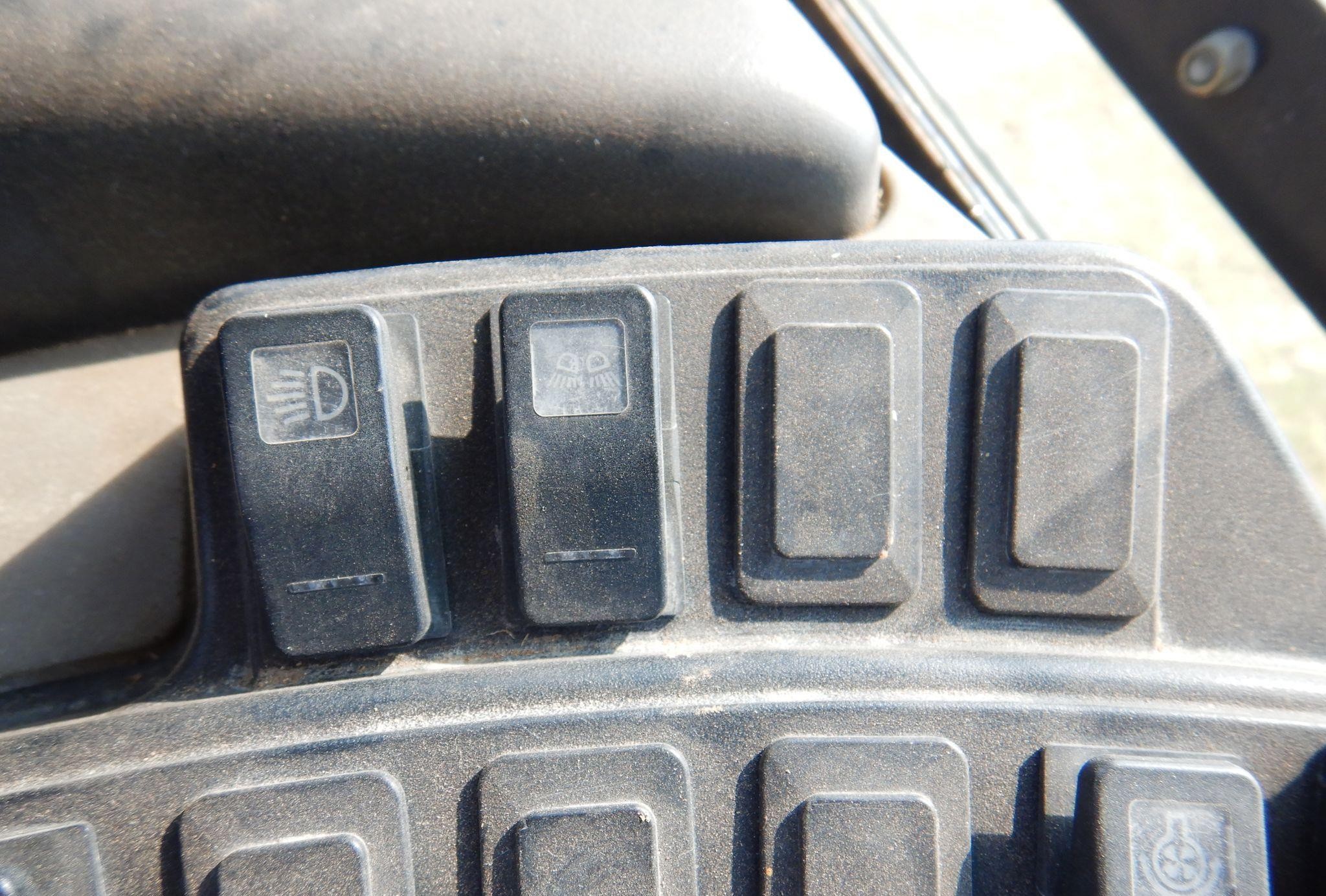 gallery 2014 Case 621F  wheel loader