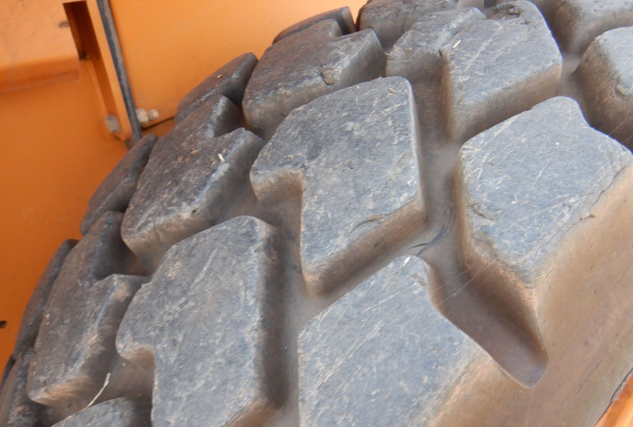 gallery 2014 Case 621F  wheel loader