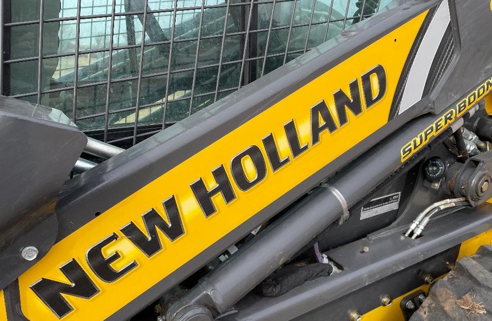 gallery 2020 New Holland L328 Skid Steer