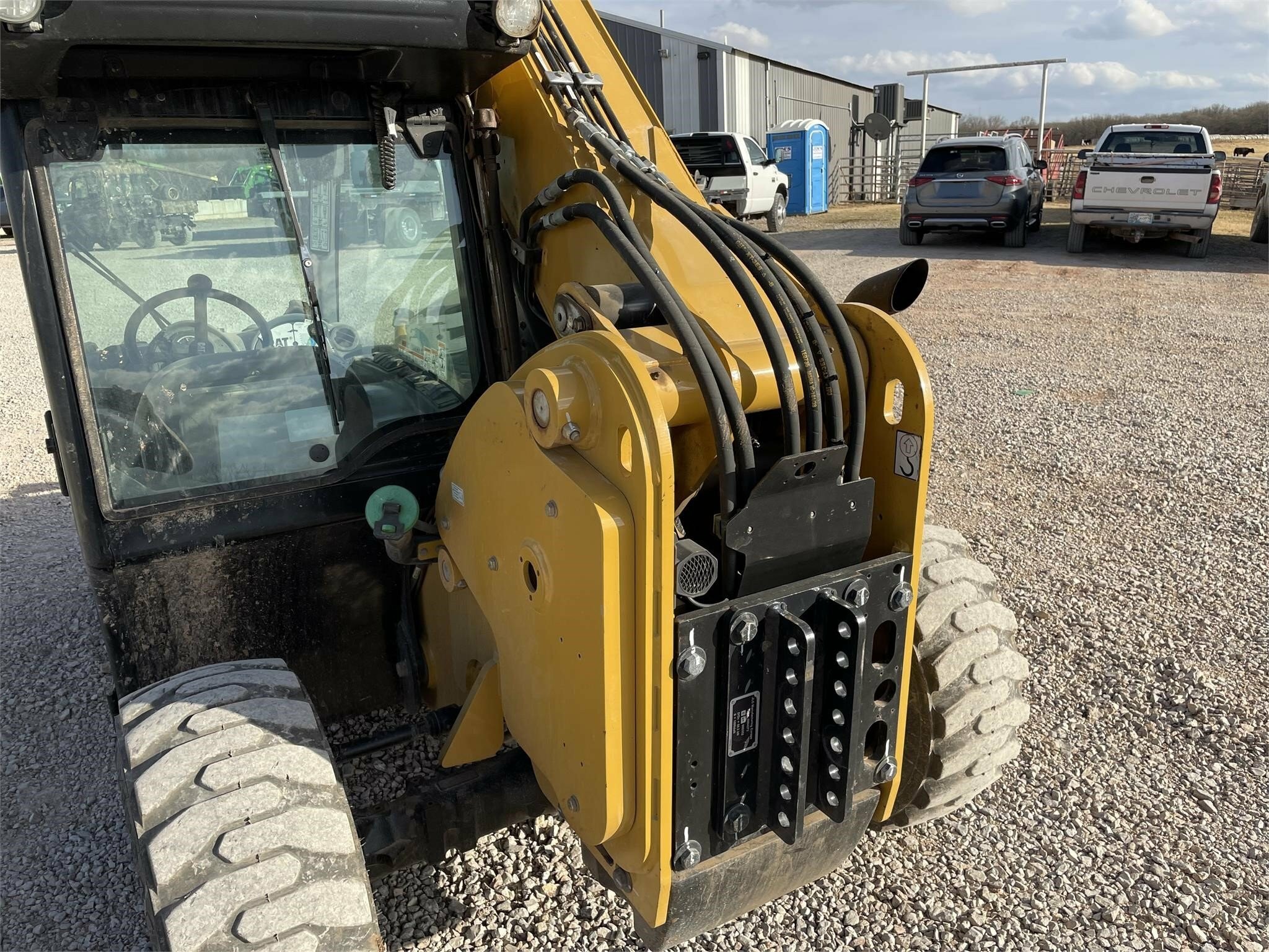 gallery 2015 Caterpillar TH255C Telehandler