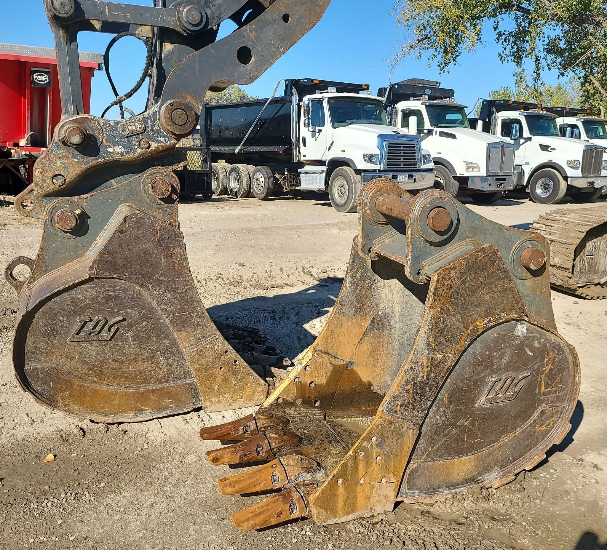 gallery 2014 John Deere 350G LC excavator