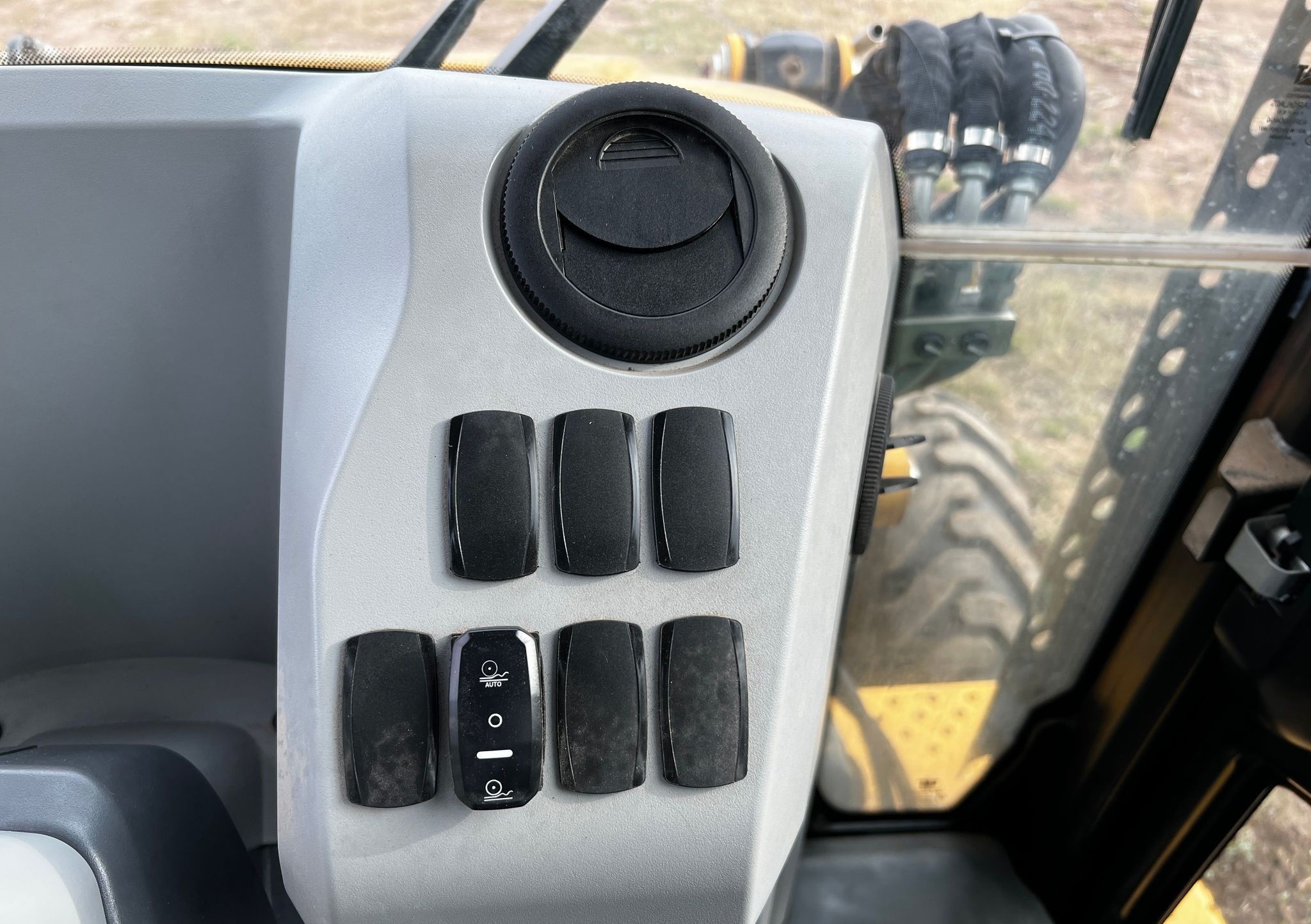 gallery 2019 Caterpillar 420F2 IT backhoe