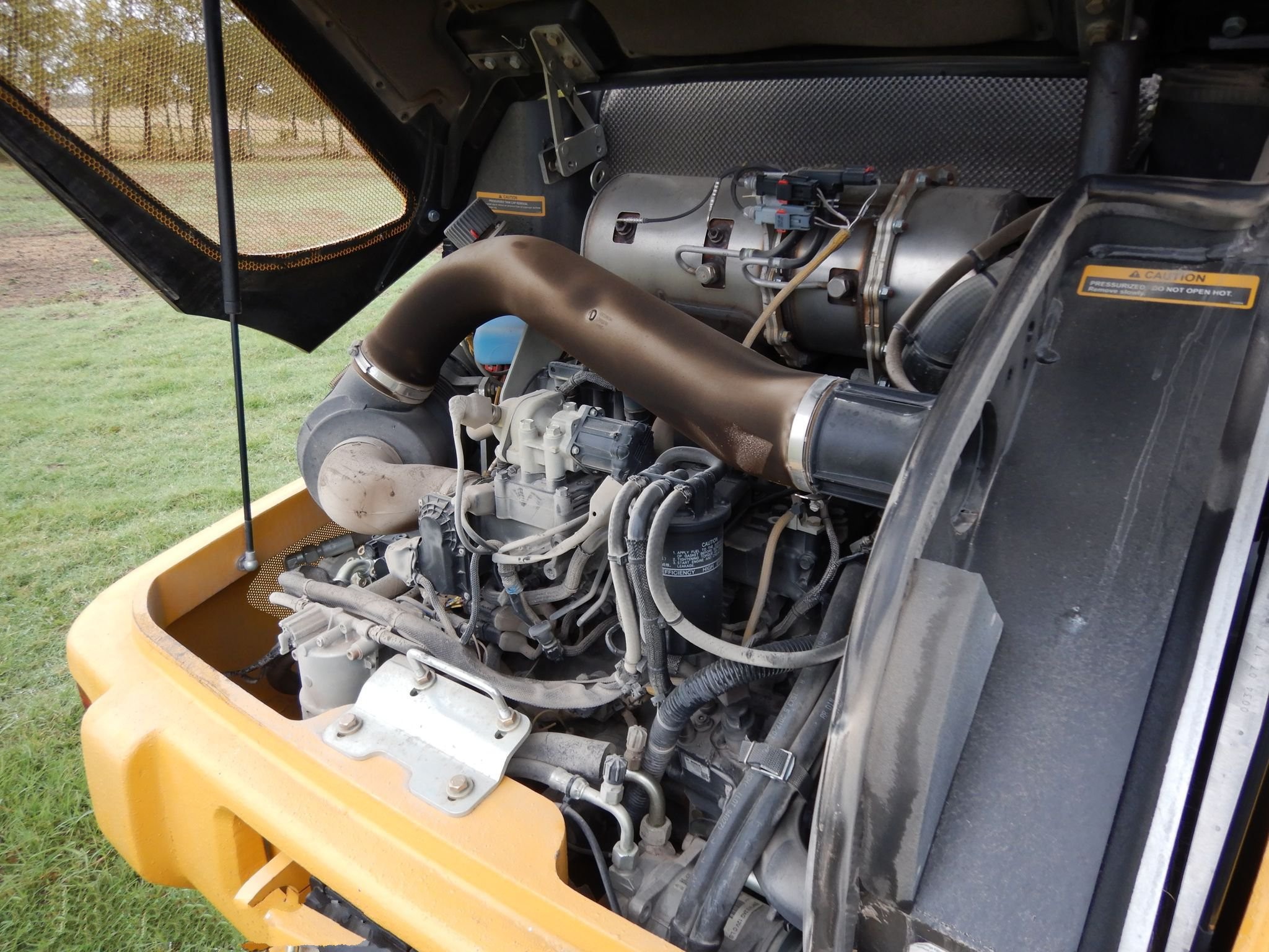 gallery 2018 John Deere 204L Wheel Loader