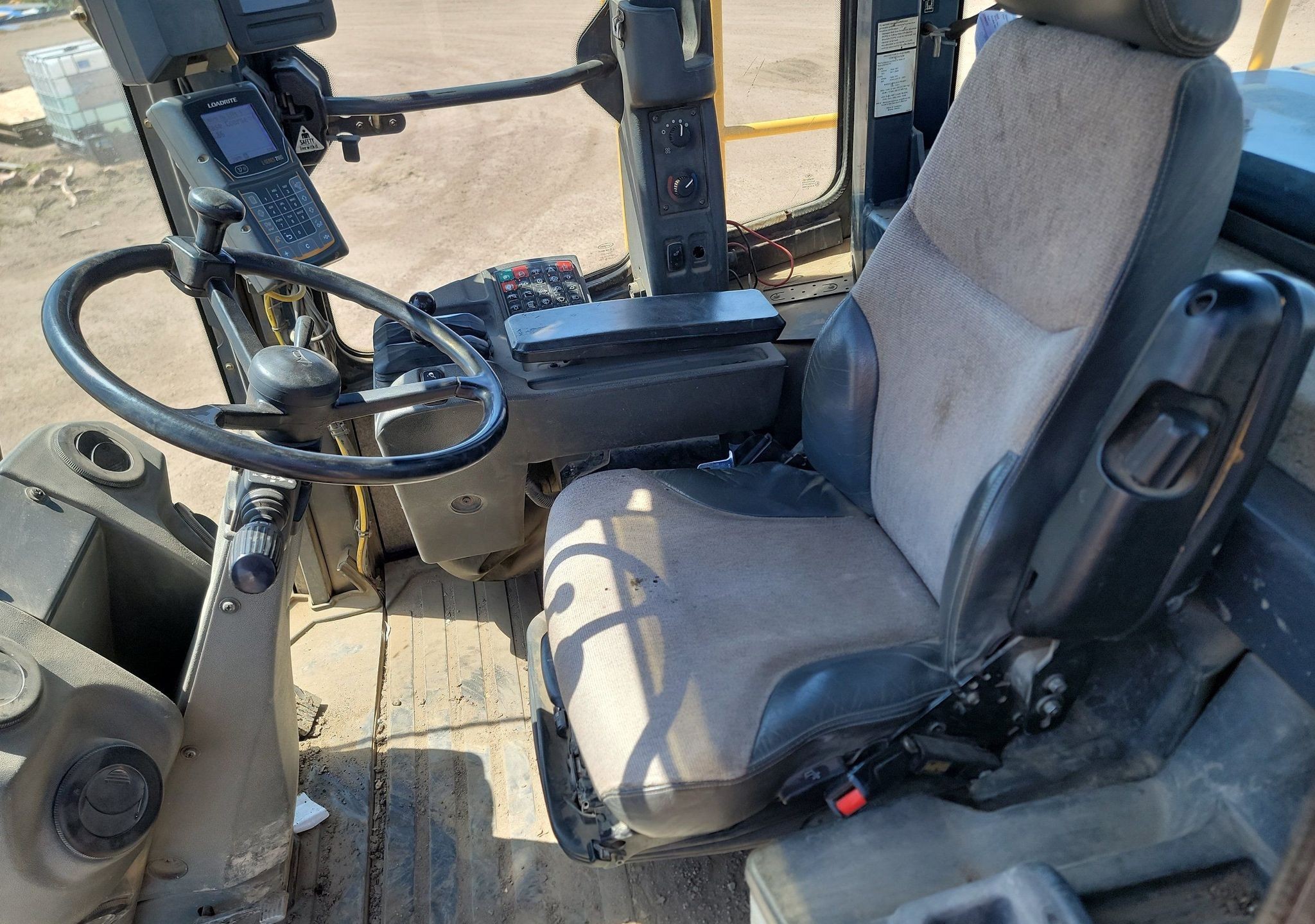 gallery 2012 John Deere 744K wheel loader