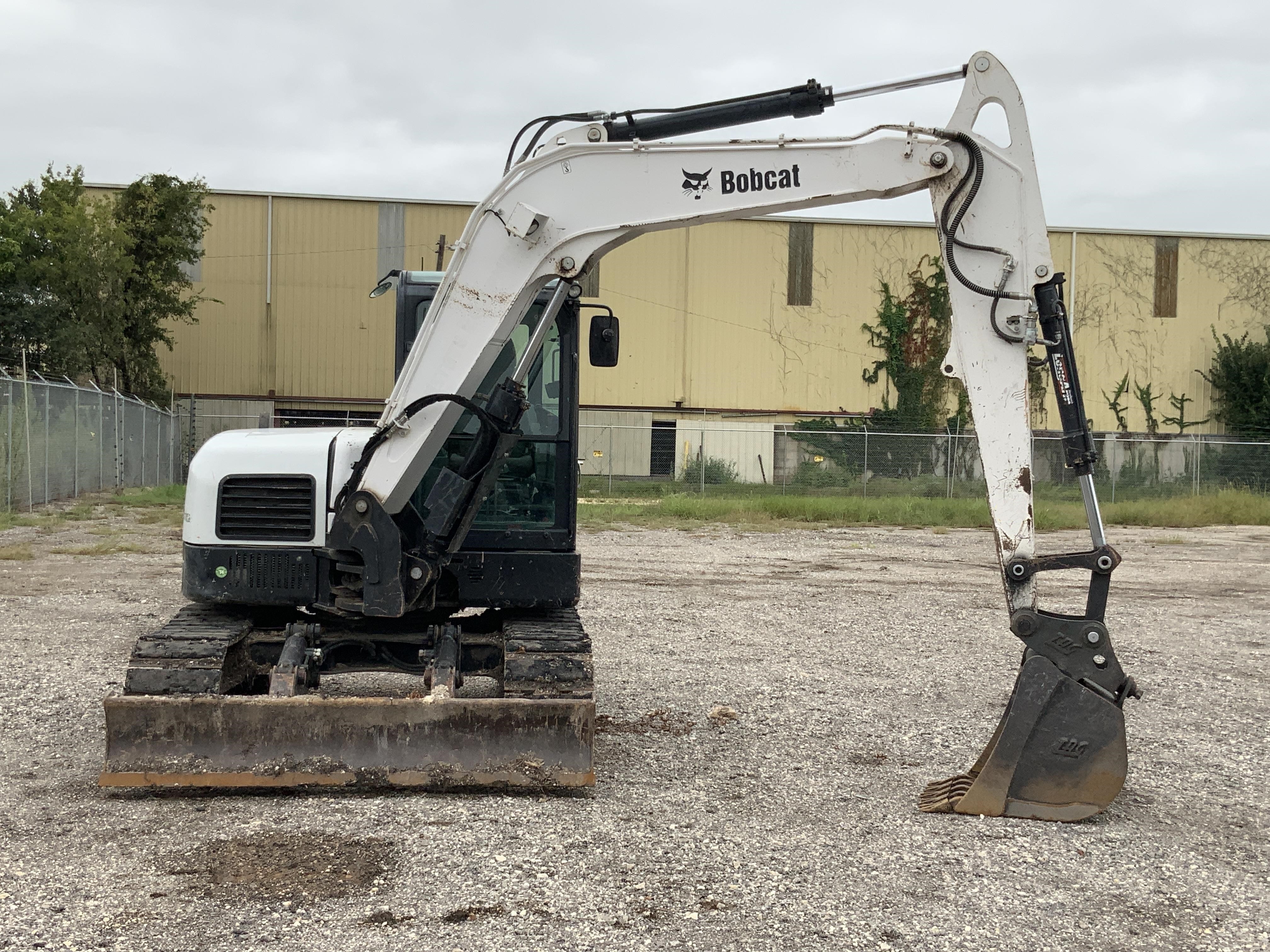 gallery 2014 Bobcat E85 Mini Excavator