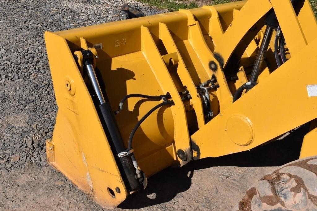 gallery 2017 CATERPILLAR 420F2 BACKHOE