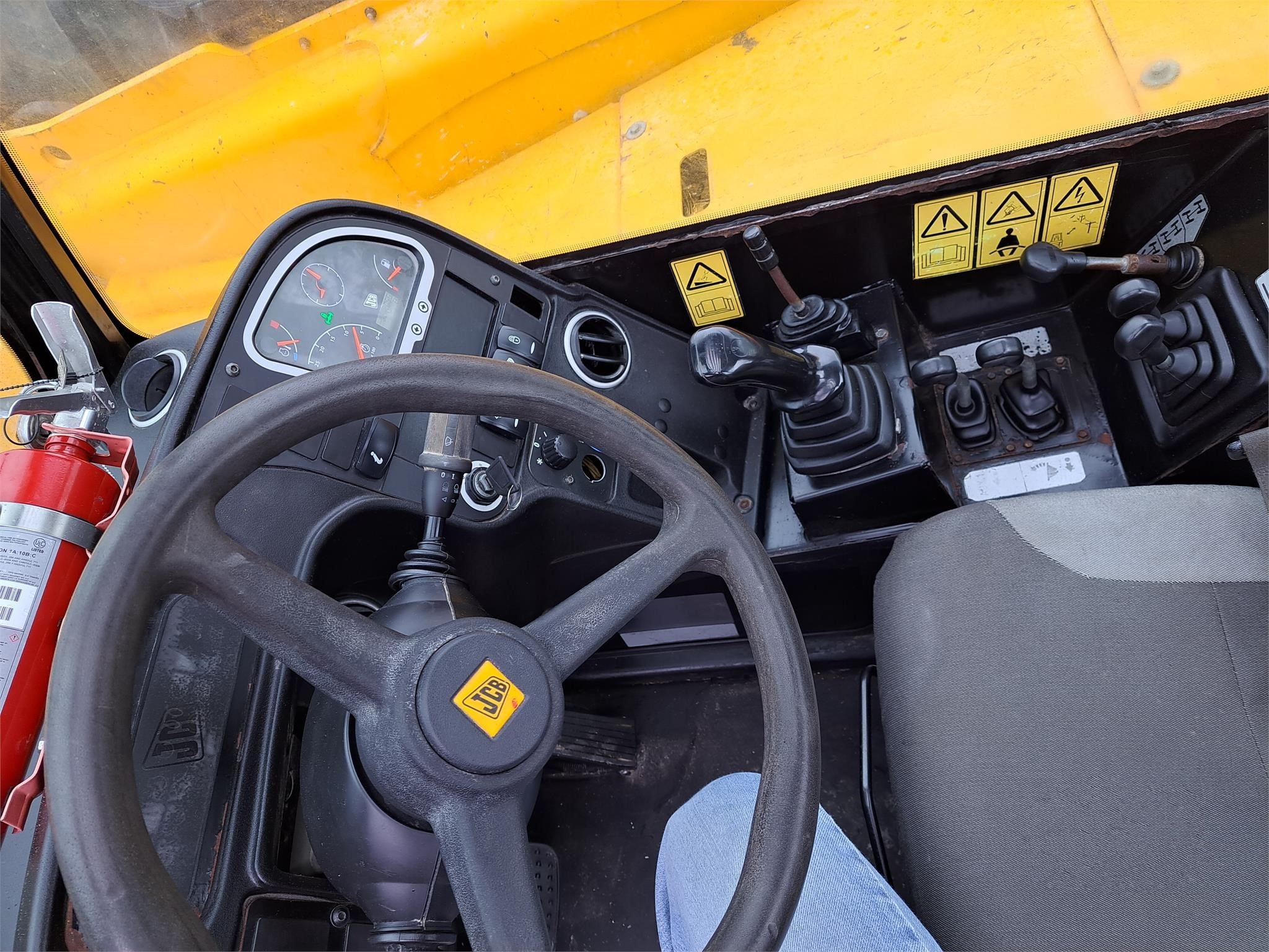 gallery 2016 JCB 512-56 Telehandler