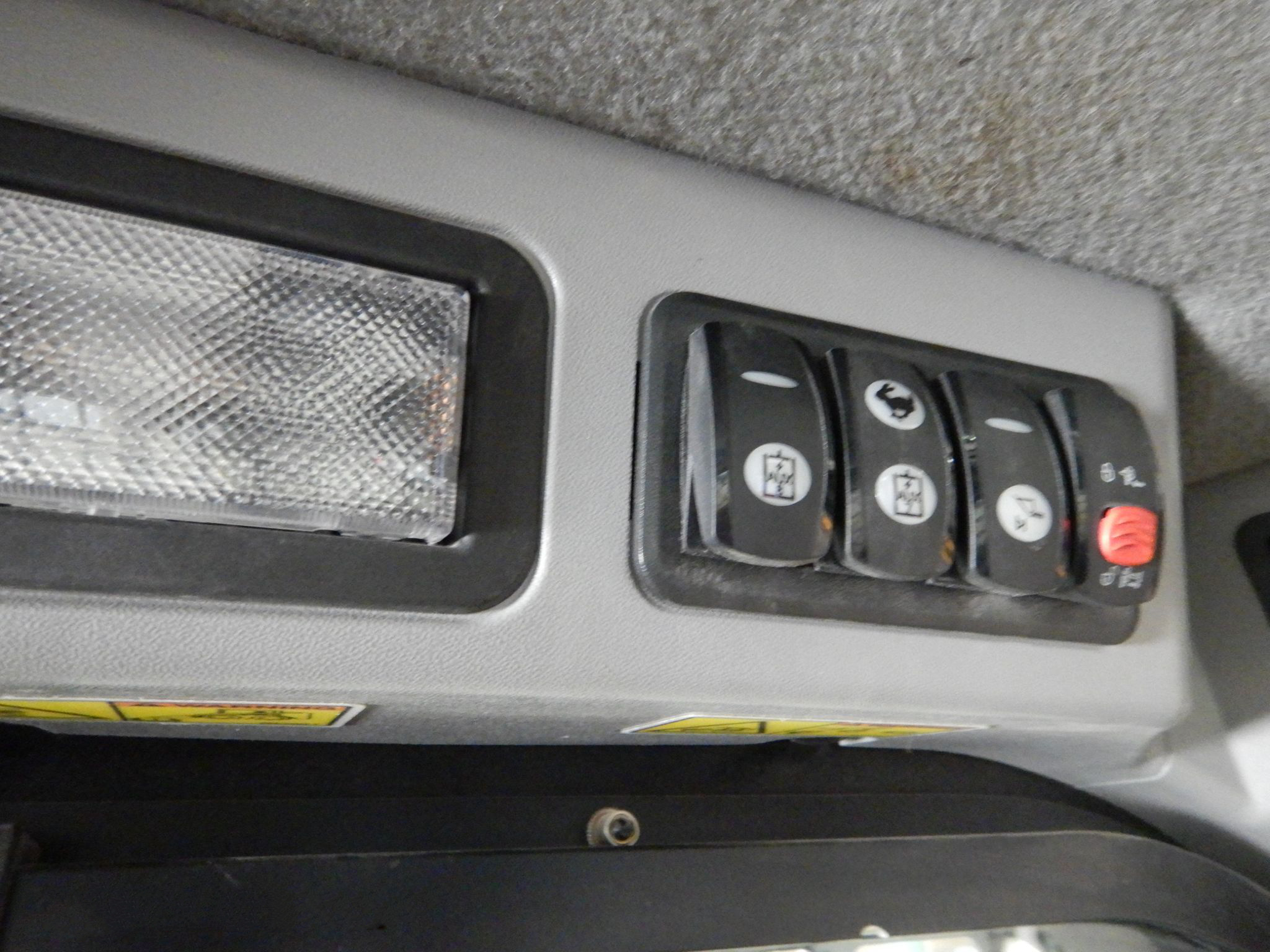 gallery 2018 Caterpillar 299D2 skid steer