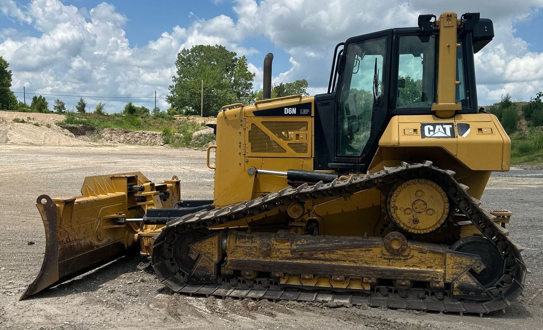 gallery 2012 Caterpillar D6N LGP dozer
