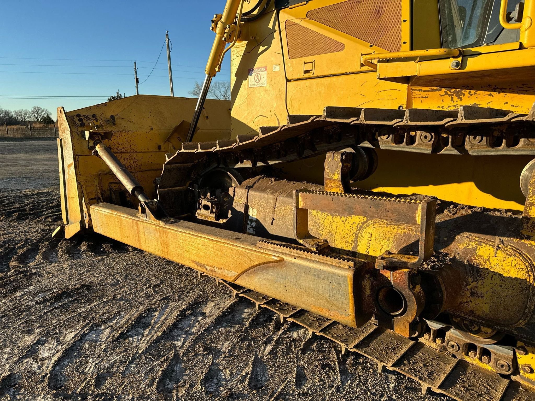 gallery 2013 Komatsu D65WX-17 dozer