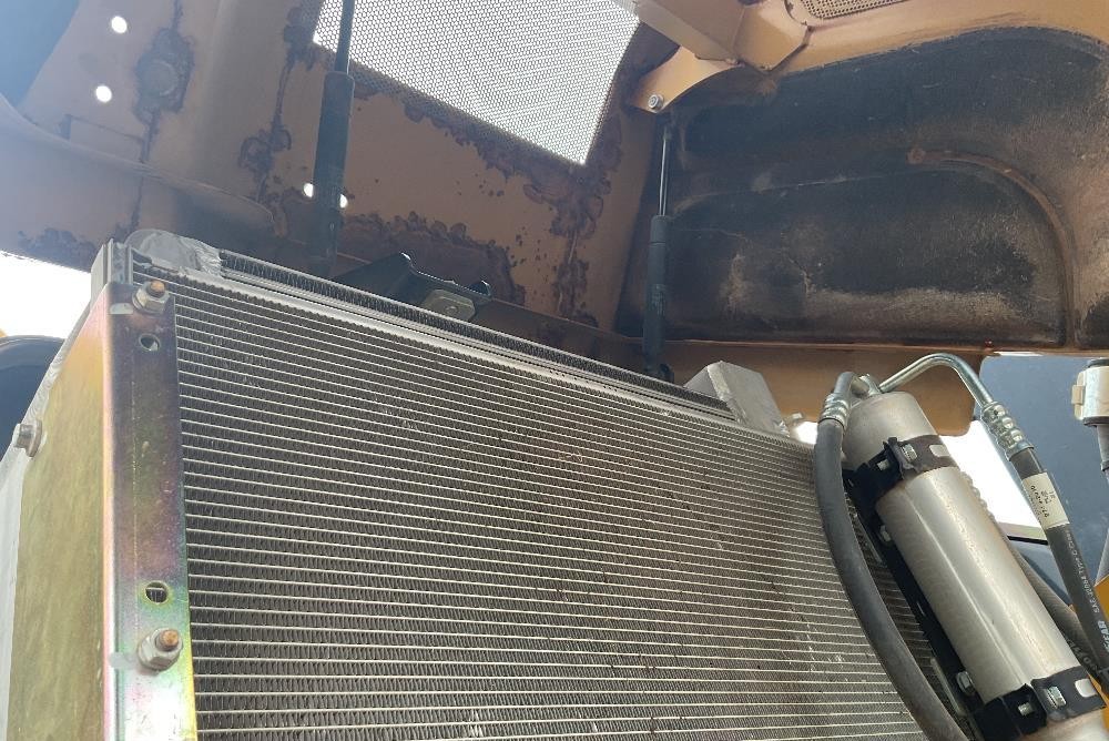 gallery 2011 Caterpillar M322D Wheeled Excavator