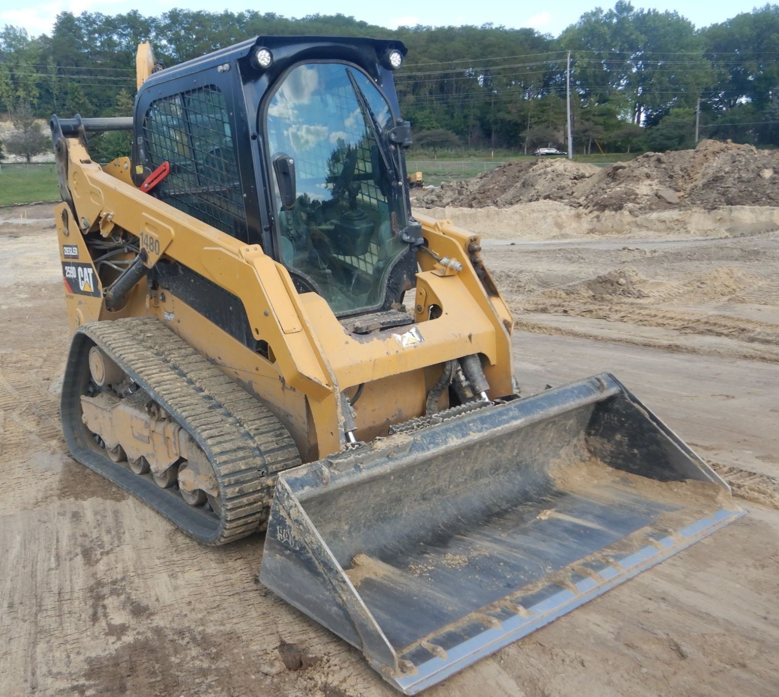 gallery 2018 Caterpillar 259D  tracked skid steer loader 55k