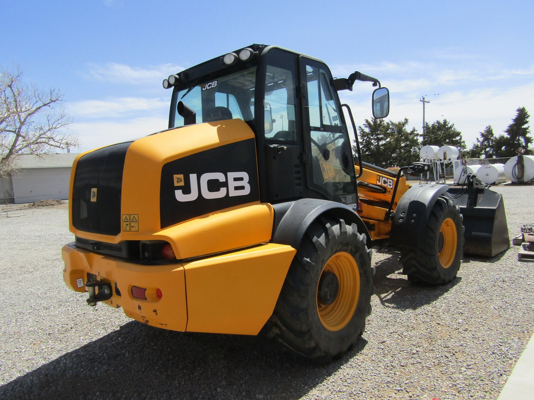 gallery 2013 JCB TM320 articulated telehandler