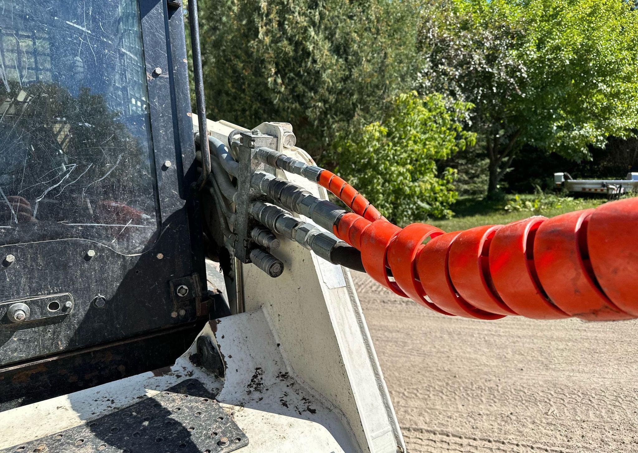 gallery 2015 Terex PT-110 tracked skid steer loader