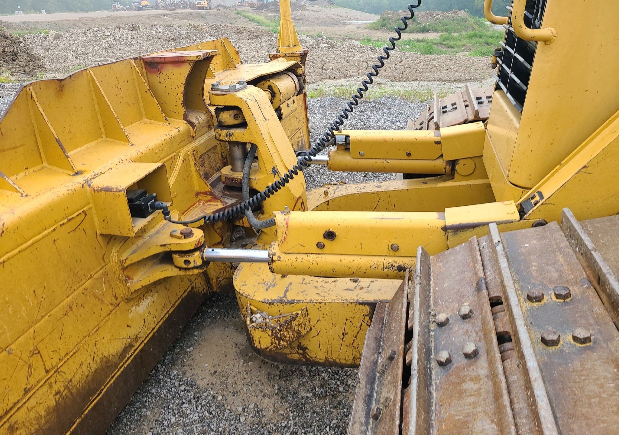 gallery 2010 Caterpillar D6N LGP dozer