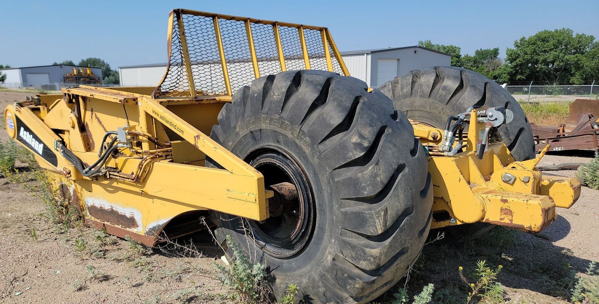 gallery Volvo T450D 4WD scraper tractor