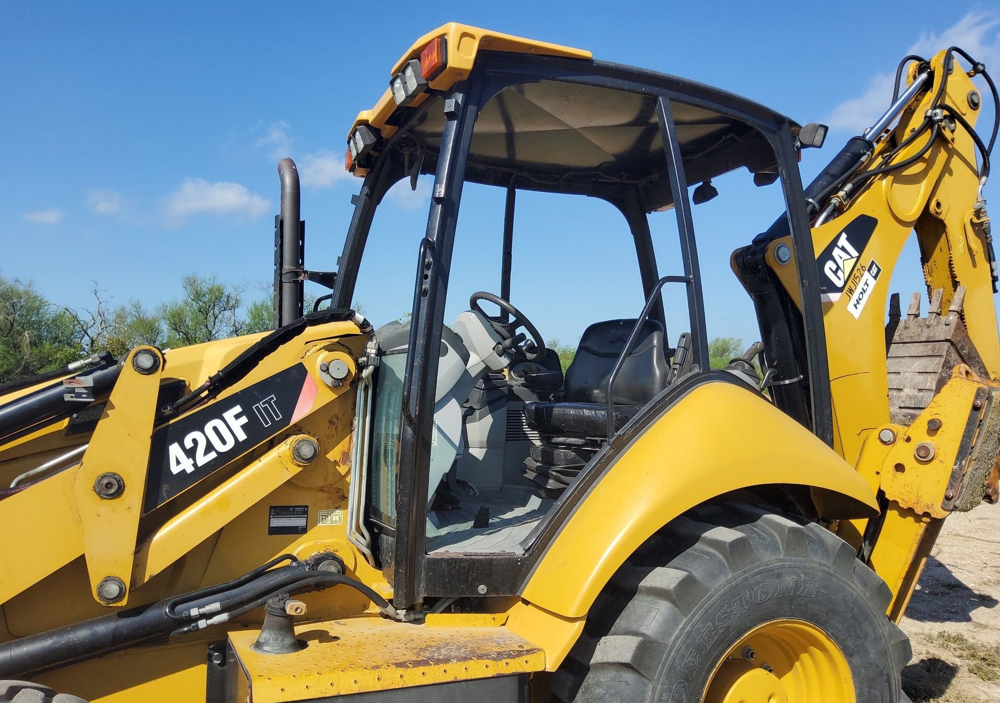 gallery 2013 Caterpillar 420F IT Backhoe