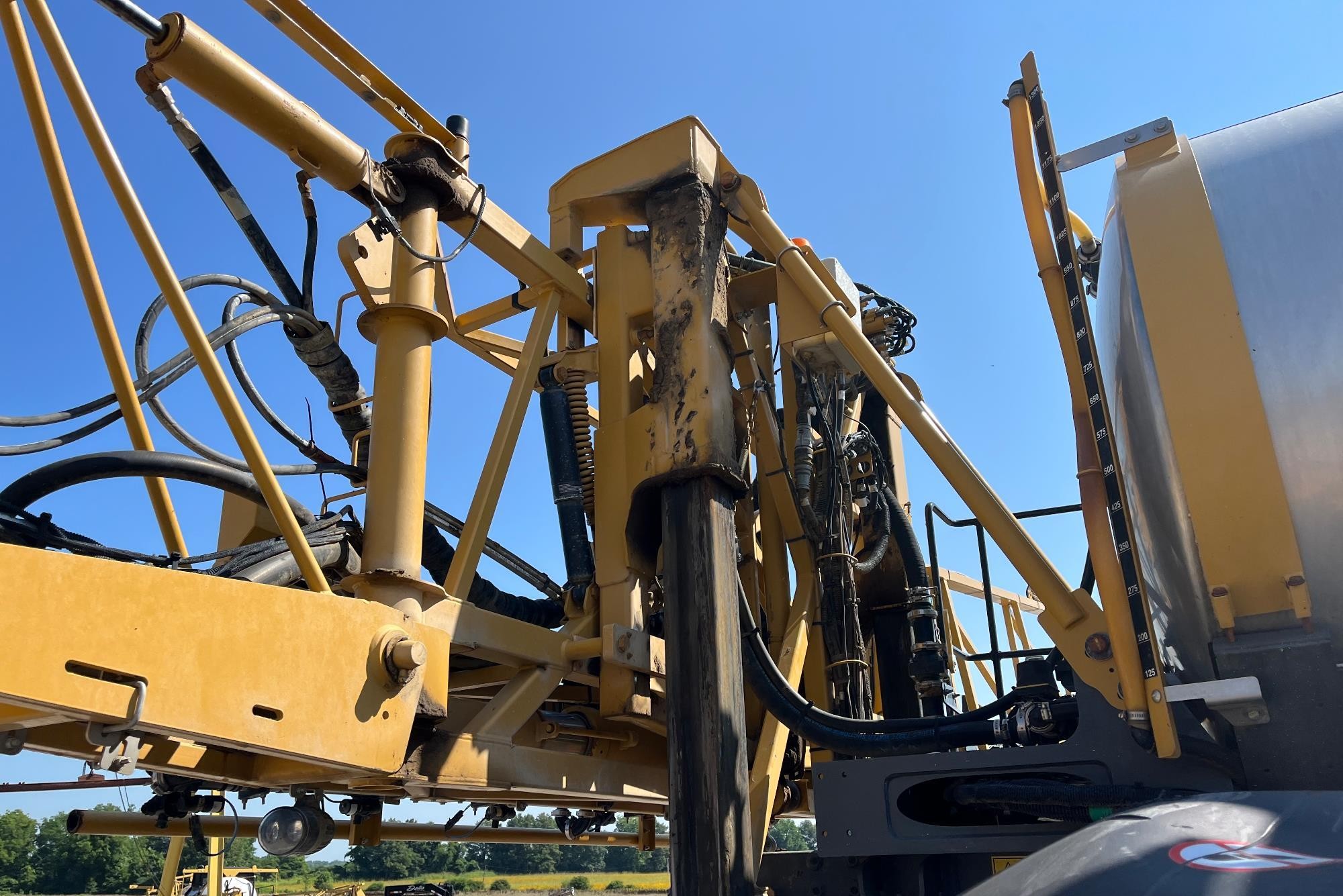 gallery 2019 RoGator RG1300C Self-Propelled Sprayer