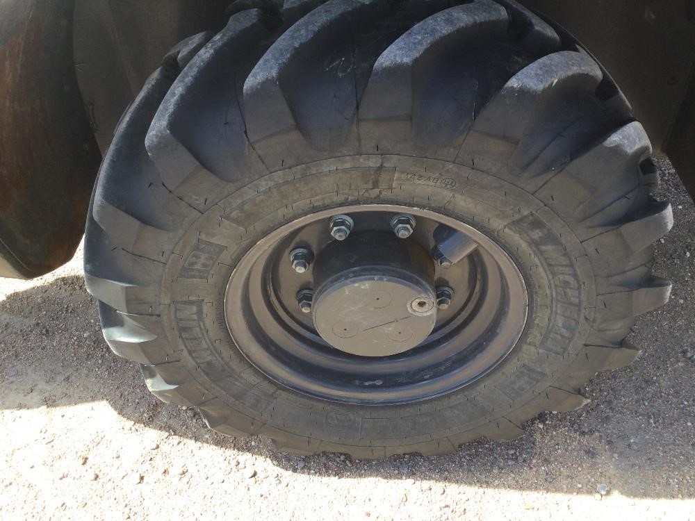 gallery 2018 Case 221F Wheel Loader