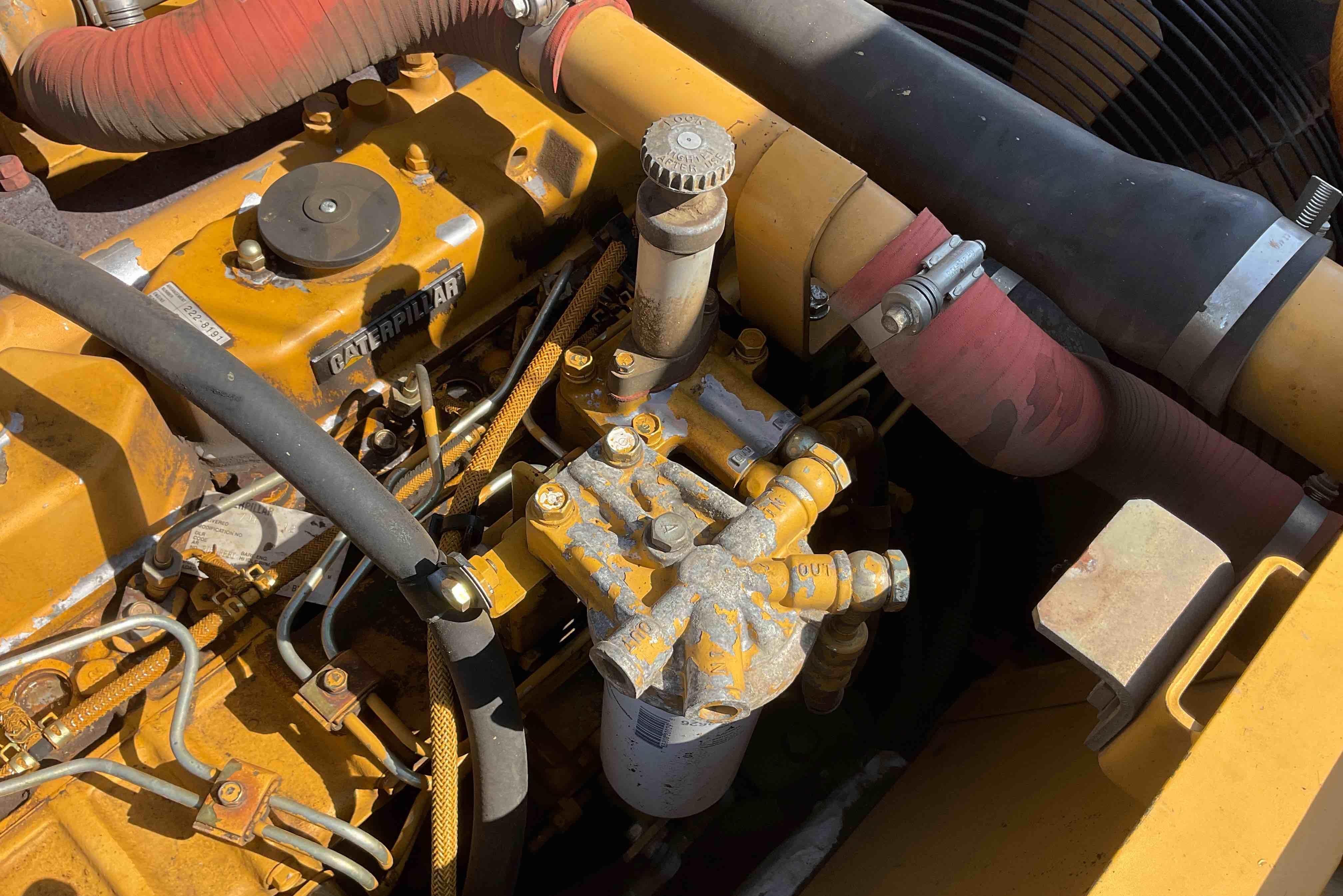 gallery 2004 Caterpillar 320CLU Excavator