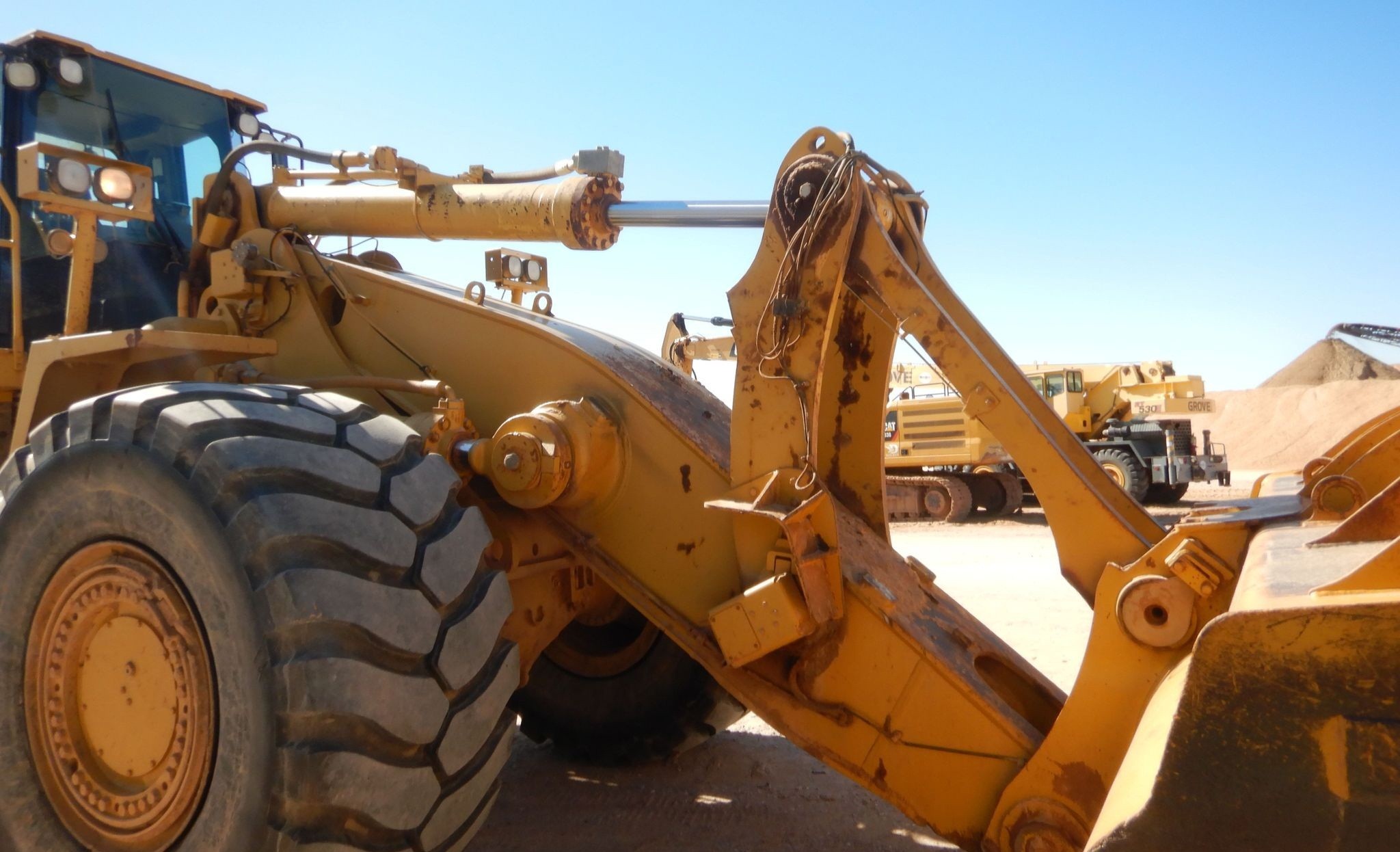 gallery 2006 Caterpillar 988H wheel loader