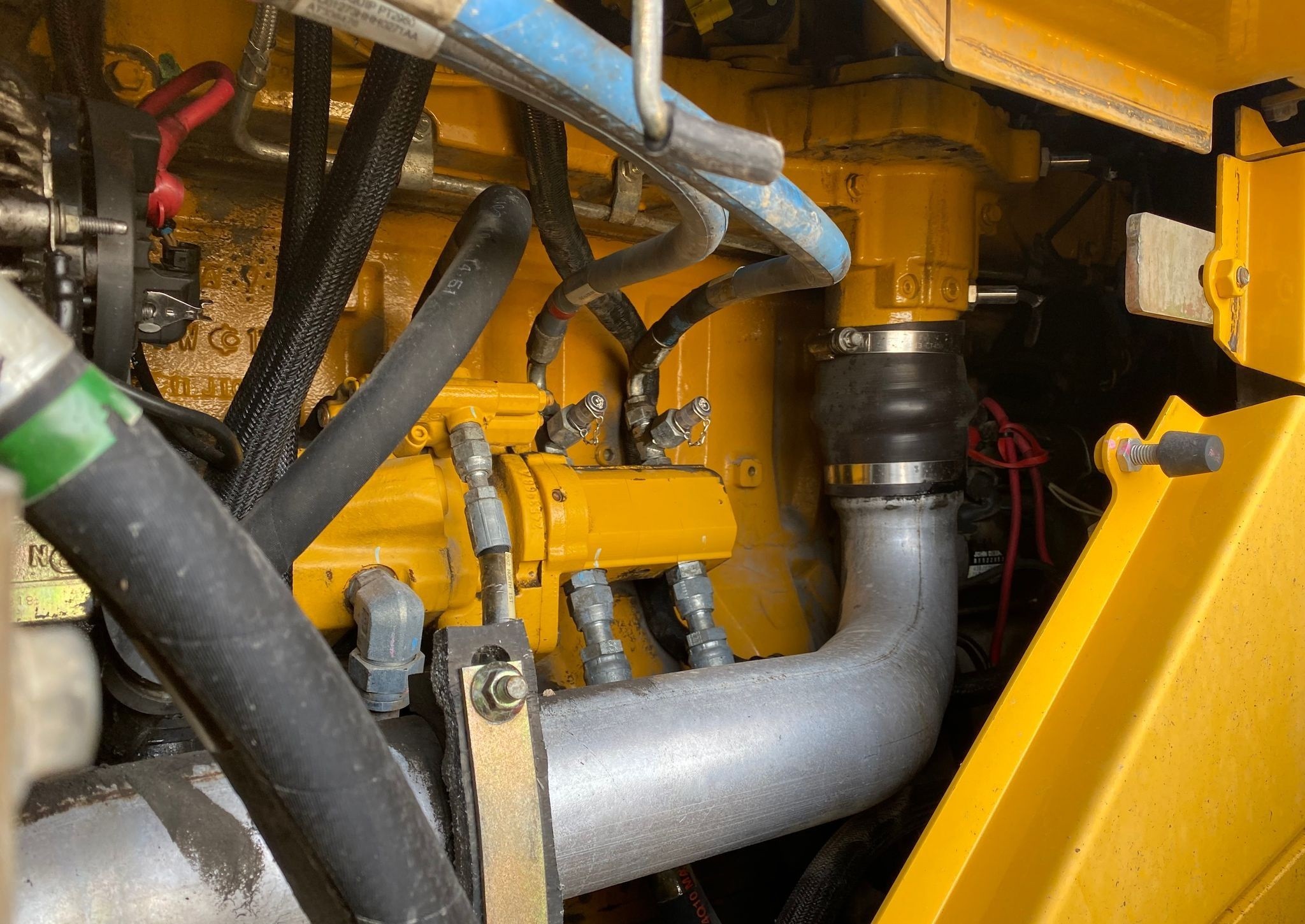 gallery 2011 John Deere 844K wheel loader