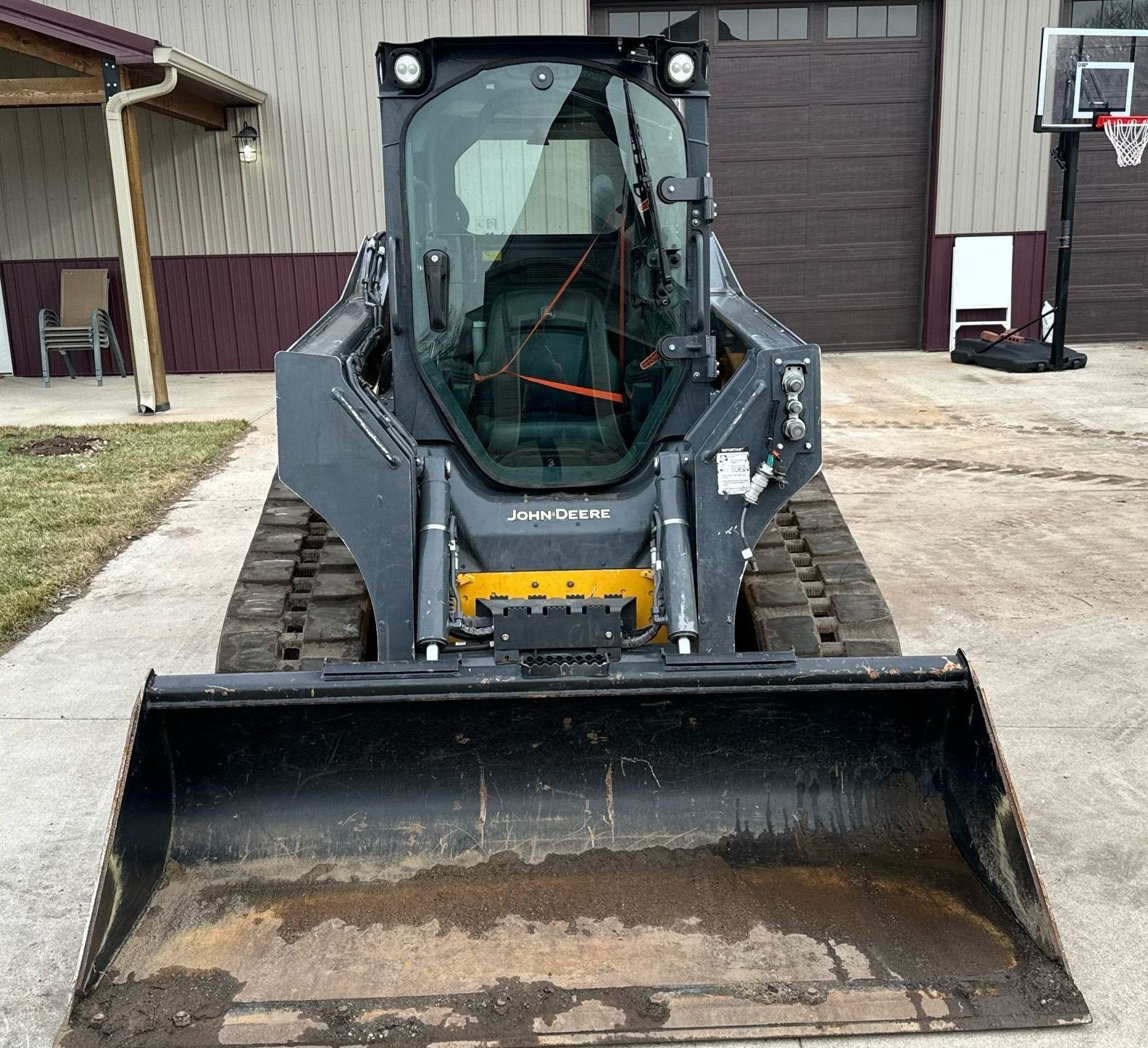 gallery 2021 John Deere 325g tracked skidsteer
