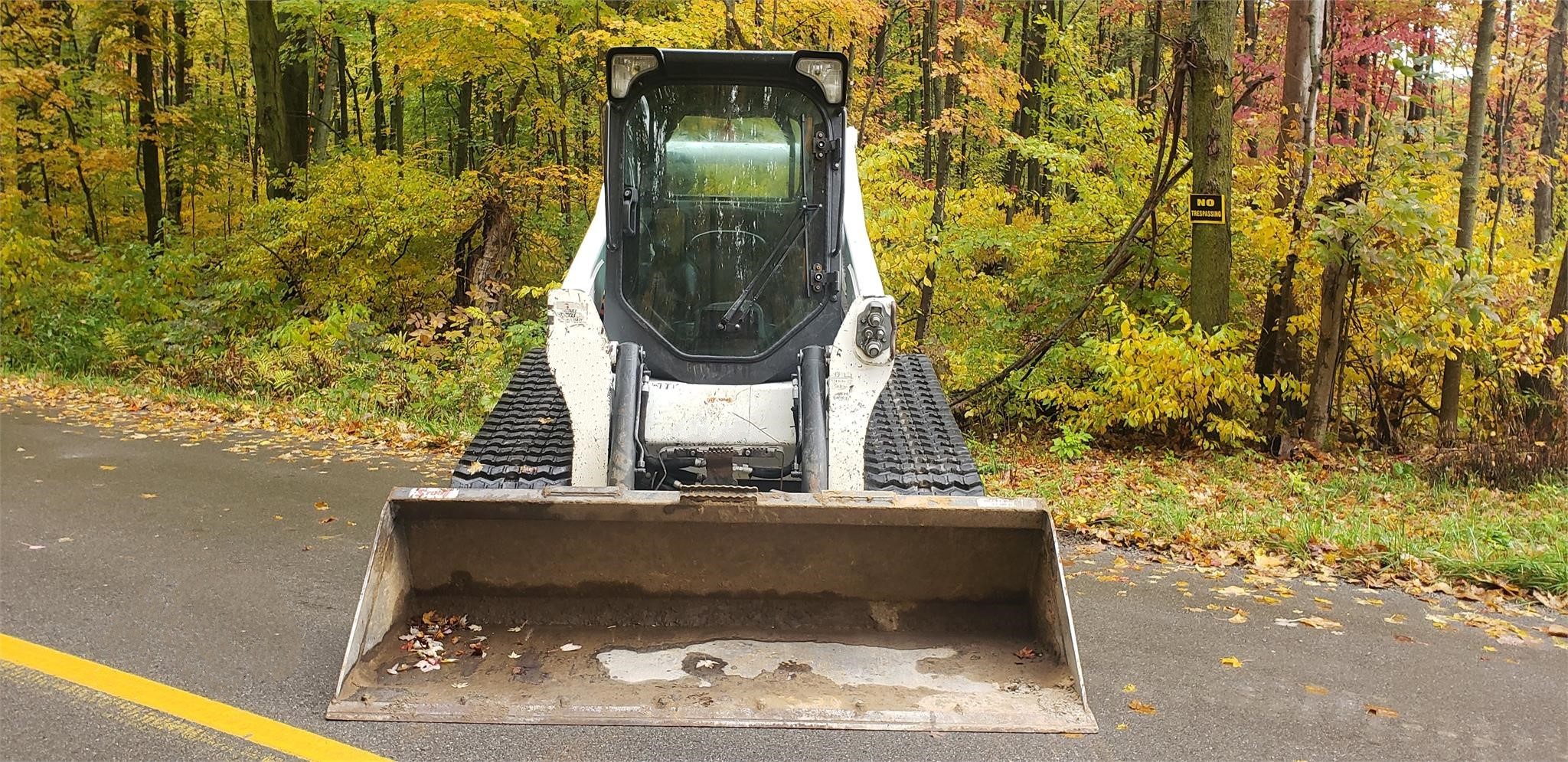 gallery 2017 BOBCAT T770  Skid Steer