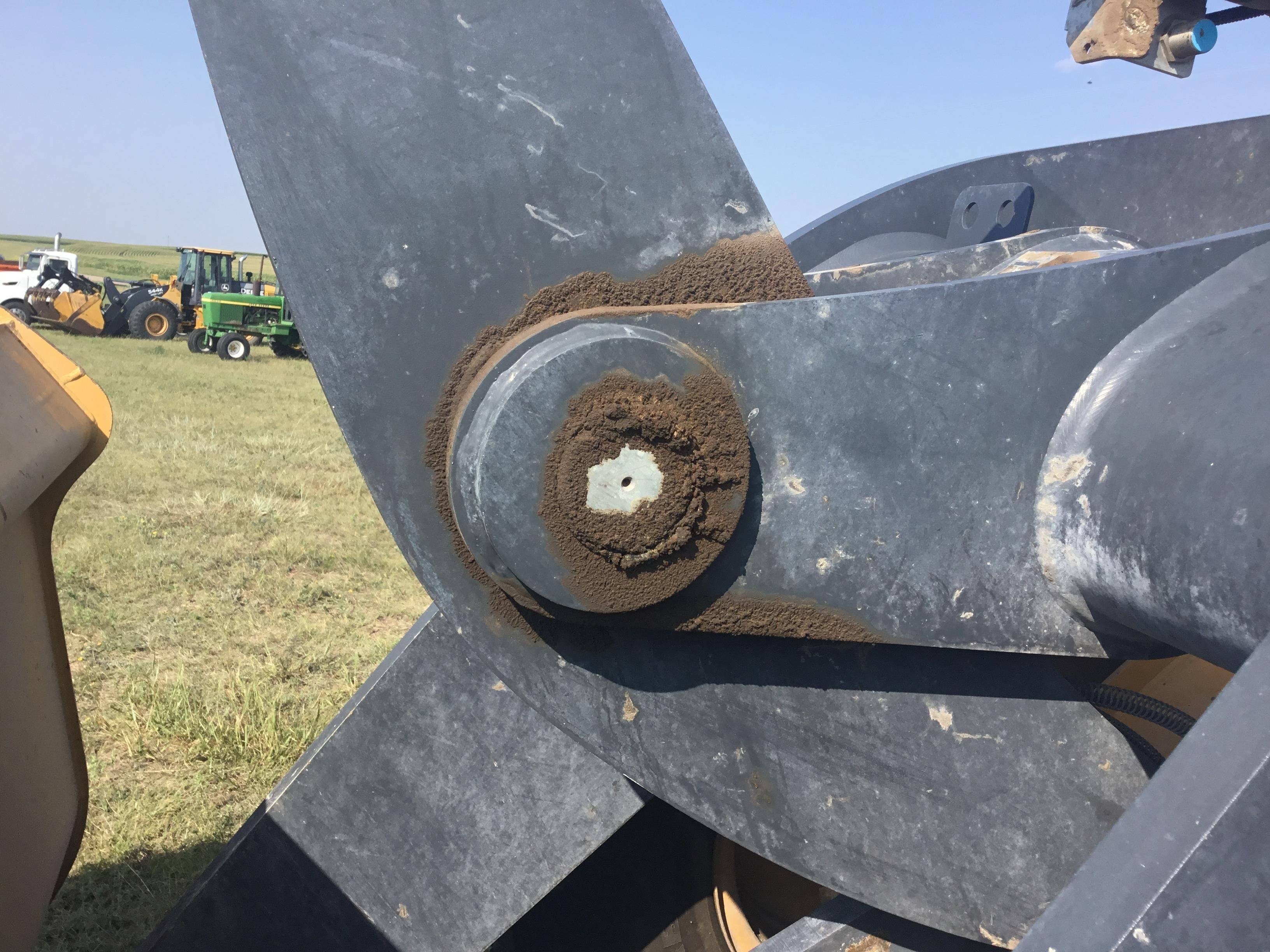 gallery 2015 John Deere 544K High Lift Wheel Loader