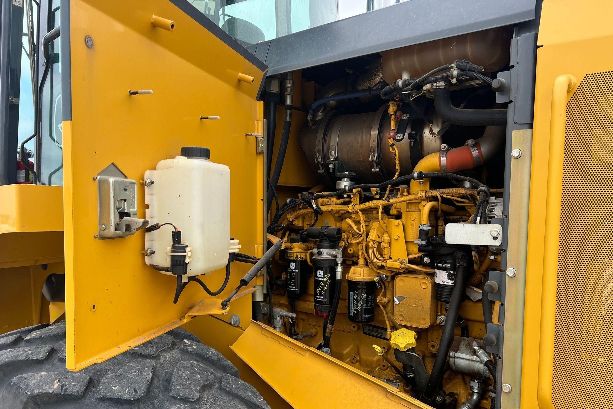 gallery 2014 John Deere 544K wheel loader