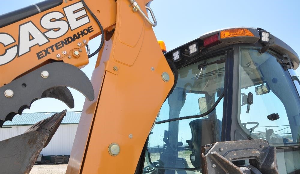 gallery 2019 Case 580 Super N 4x4 Loader Backhoe