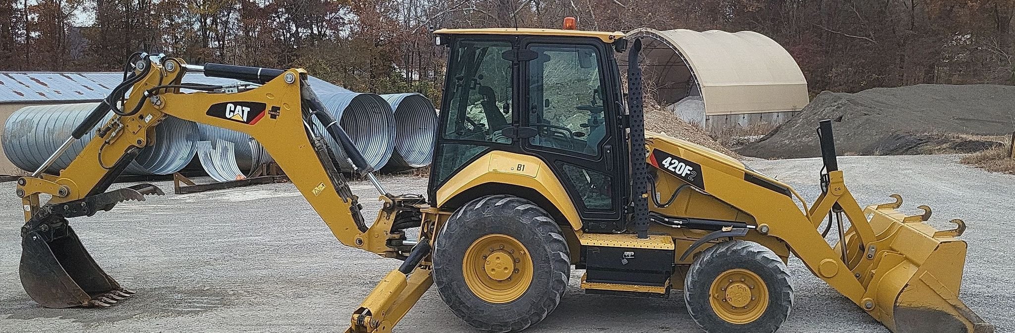 gallery 2018 Caterpillar 420F2 backhoe
