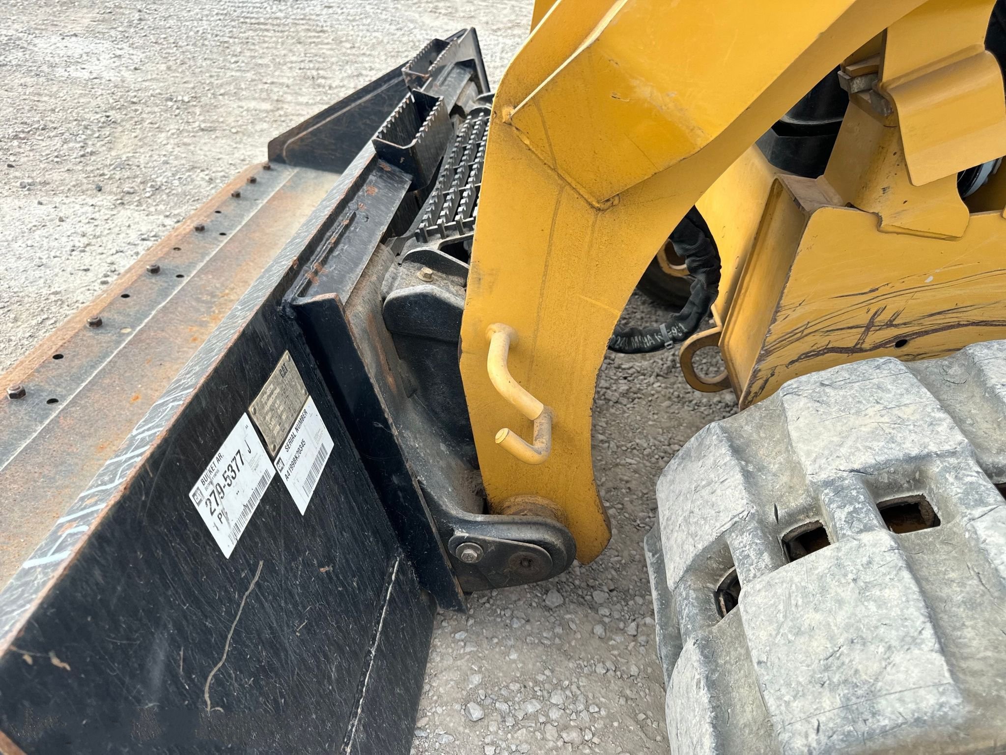 gallery 2019 Caterpillar 259D3 tracked skid steer loader