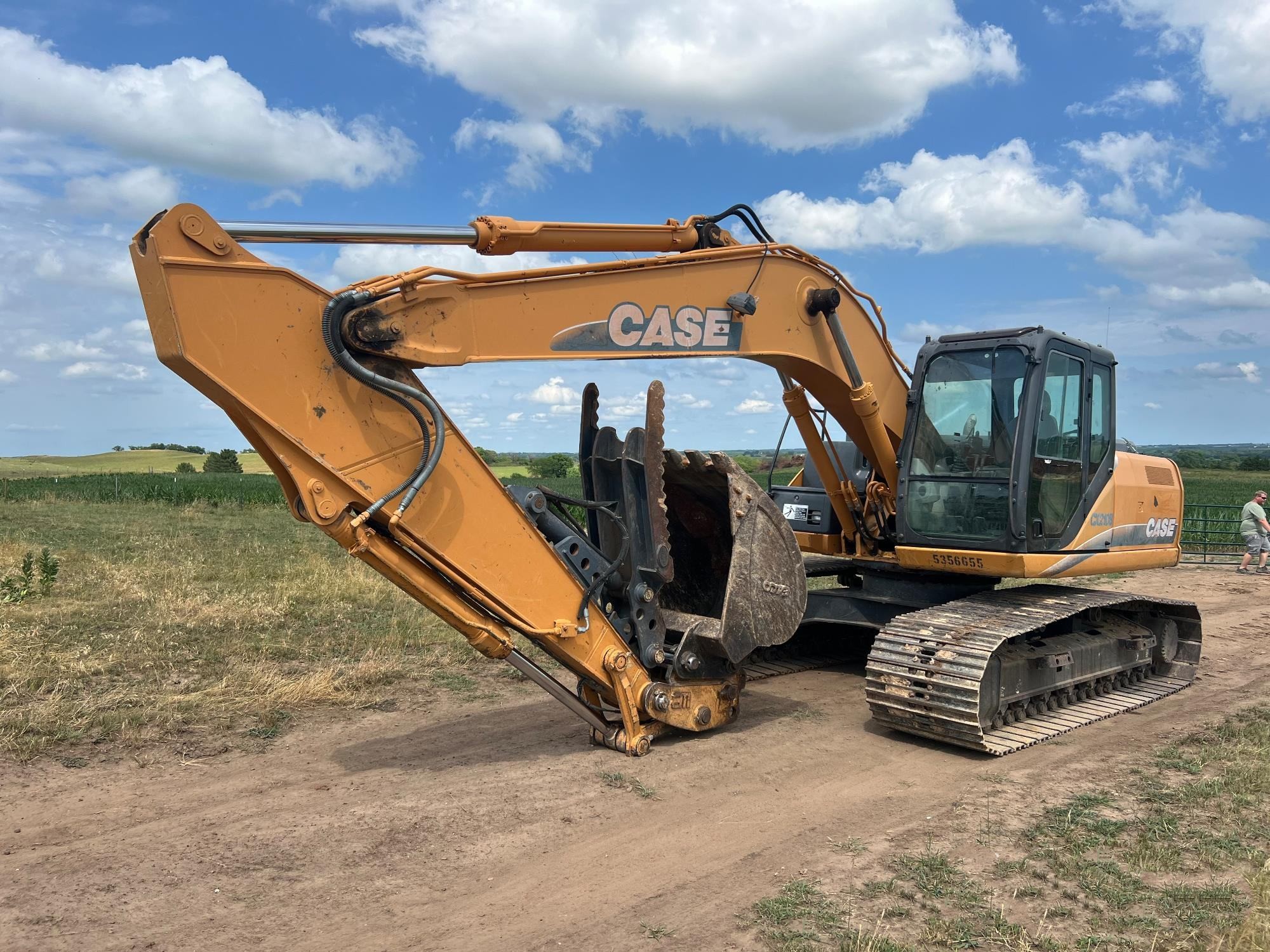 gallery 2012 Case CX210B Excavator