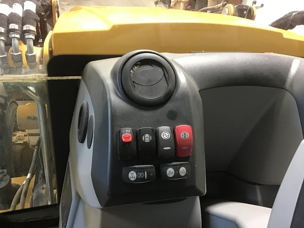 gallery 2012 Caterpillar 430F IT 4x4 Loader Backhoe