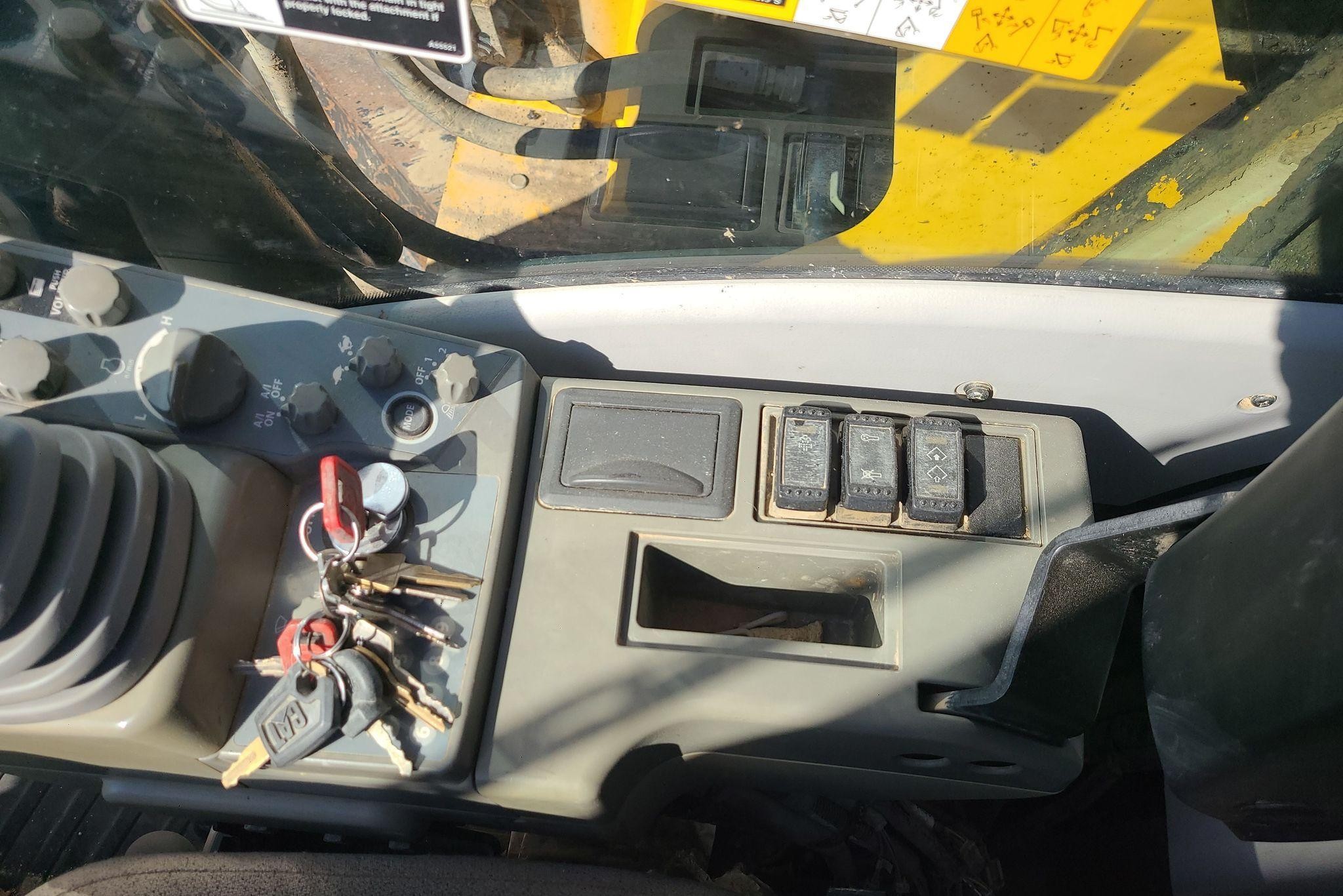 gallery 2014 John Deere 350G LC excavator