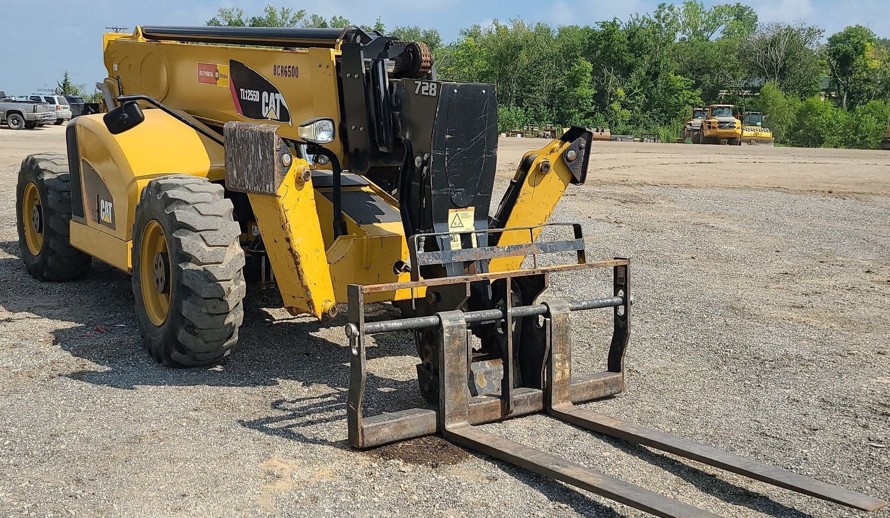 gallery 2017 Caterpillar TL1255D telehandler