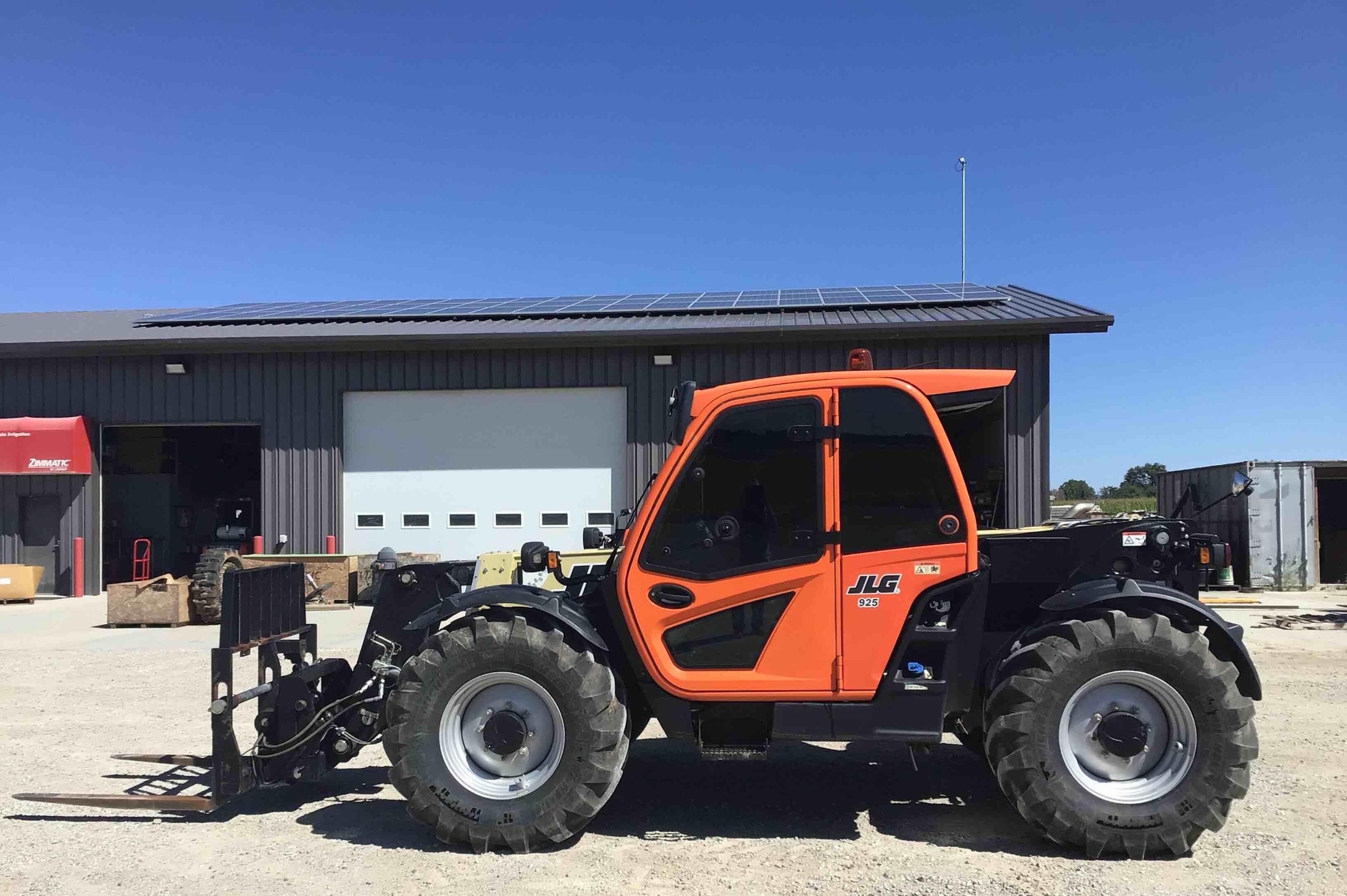 gallery 2018 JLG 925 4x4x4 Telehandler