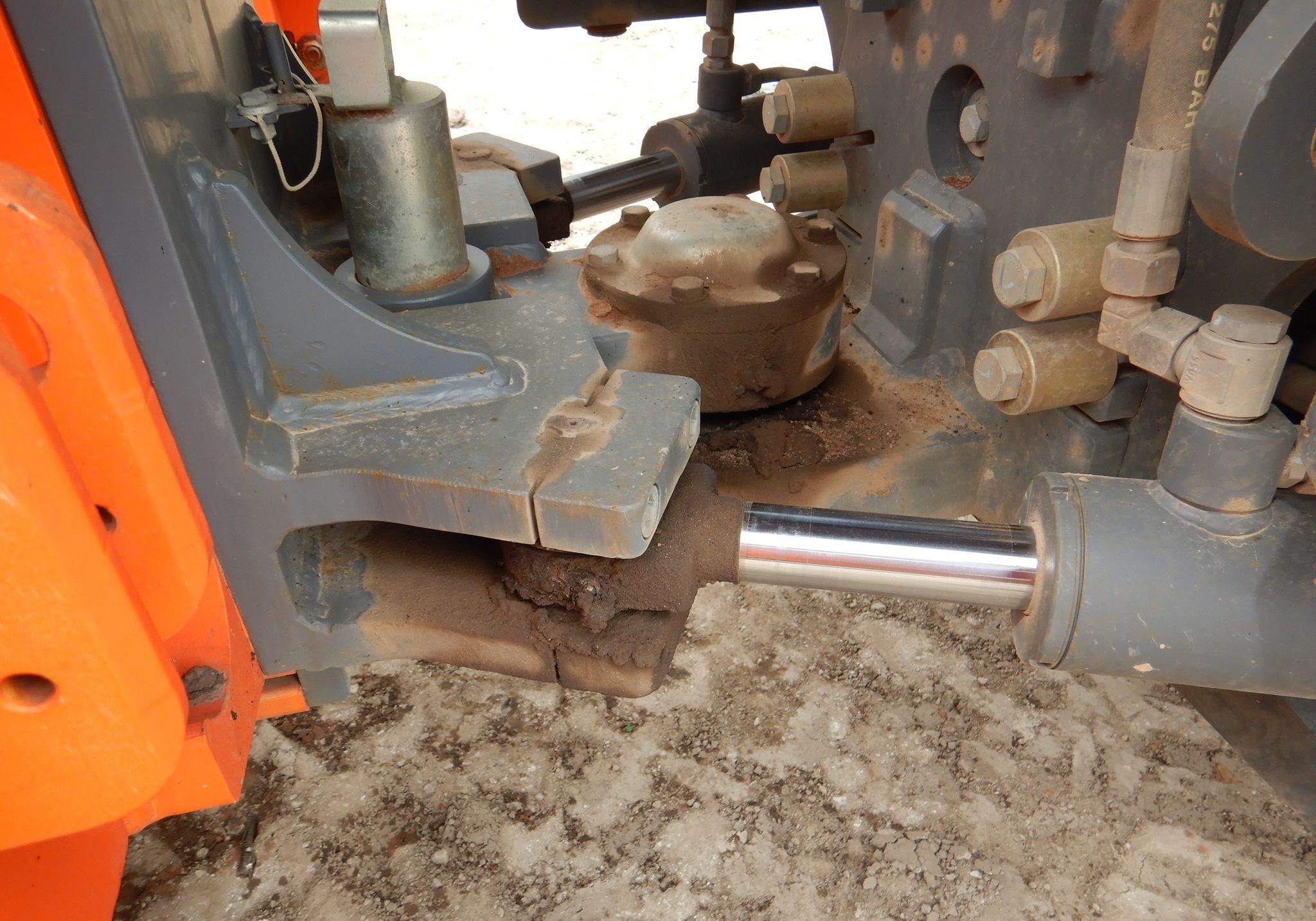 gallery 2016 Hamm H11I vibratory roller